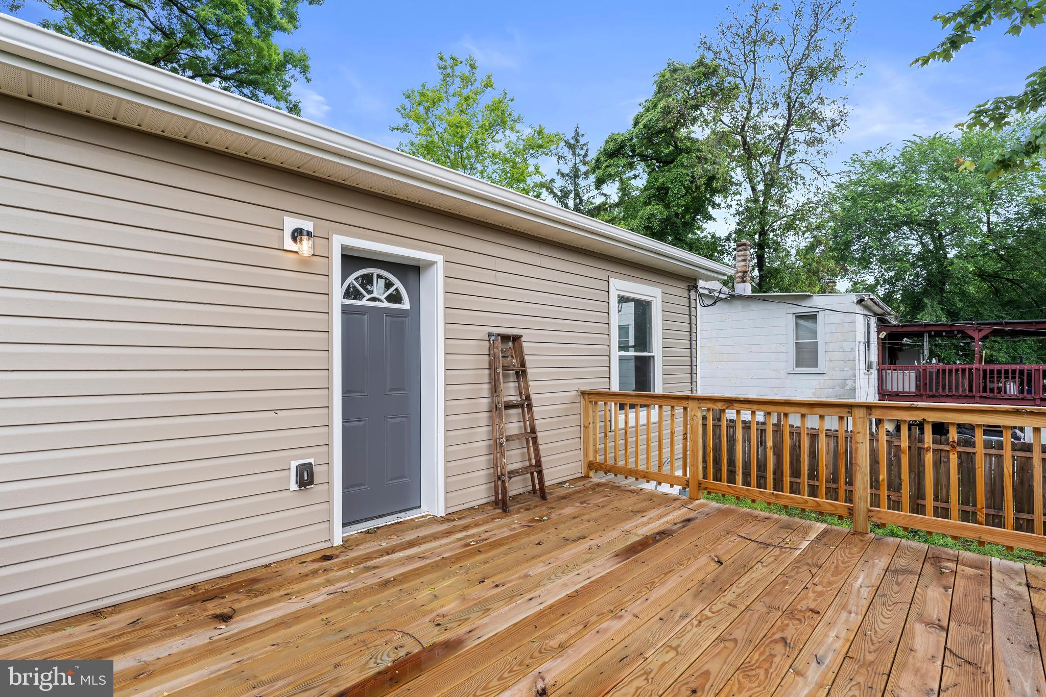 HOWARD PARK - Residential