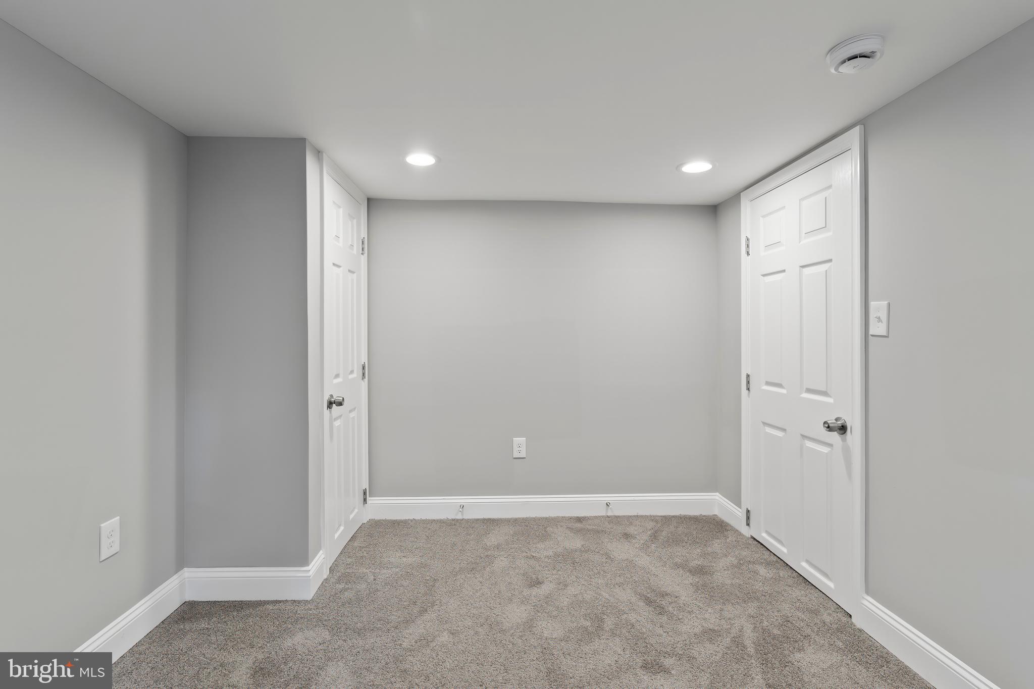 HOWARD PARK - Residential