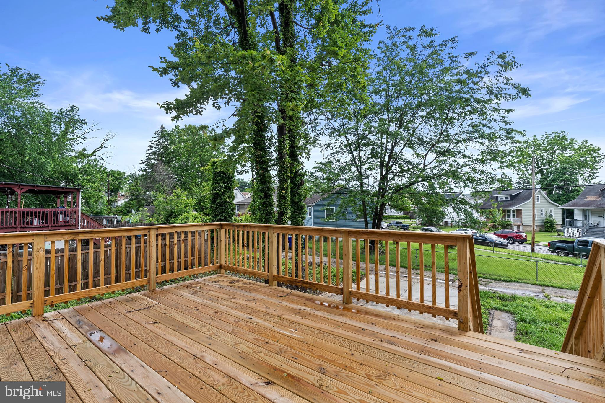 HOWARD PARK - Residential
