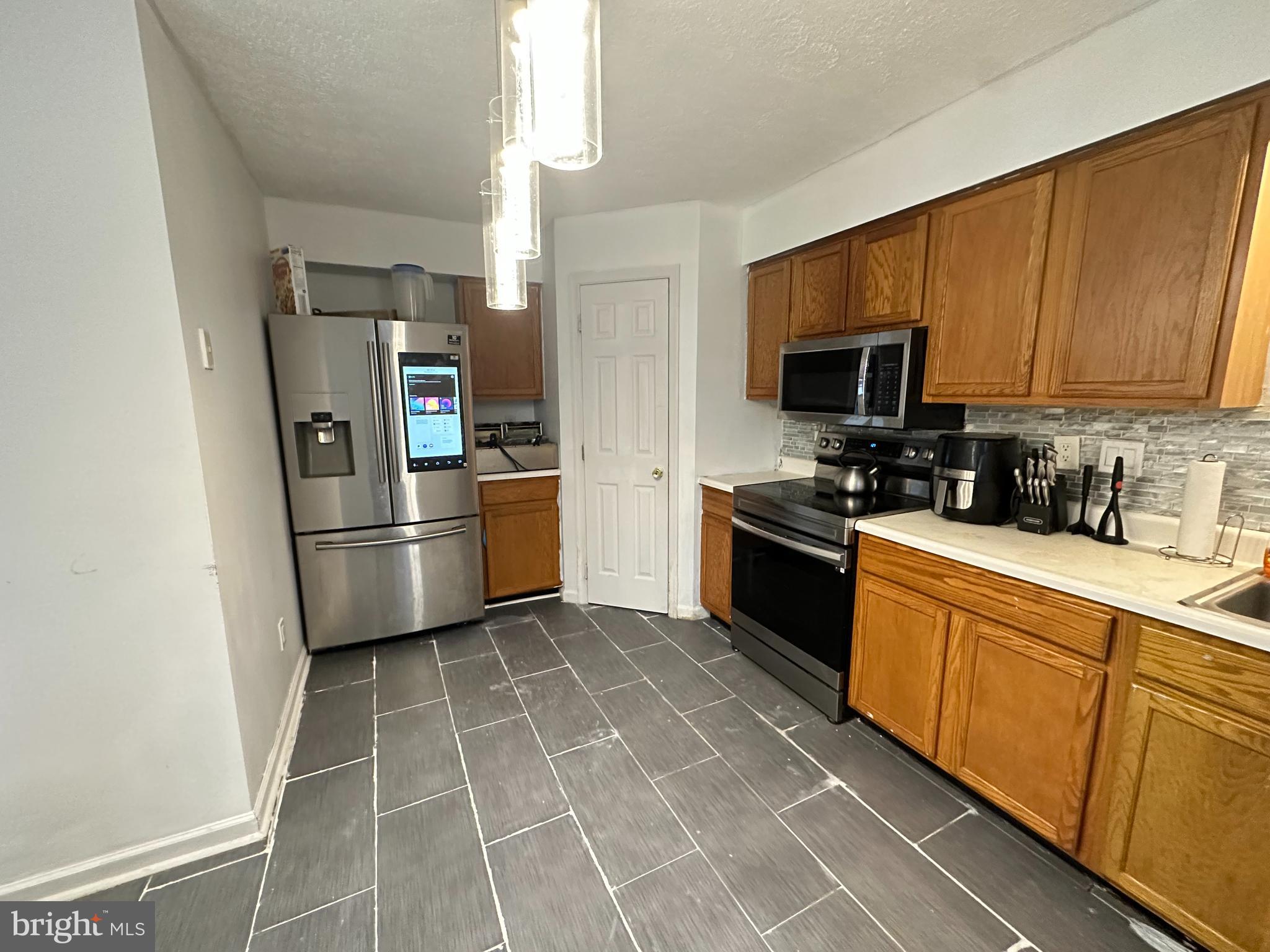 MEADOWS AT ELK CREEK - Residential