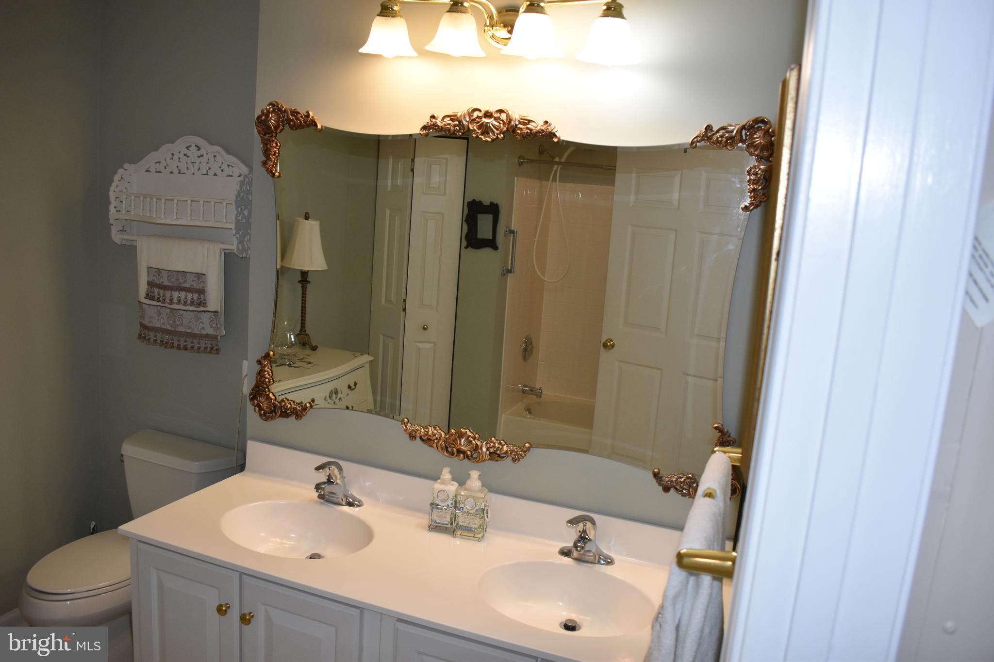 DEVONSHIRE AT WHITEMARSH - Residential
