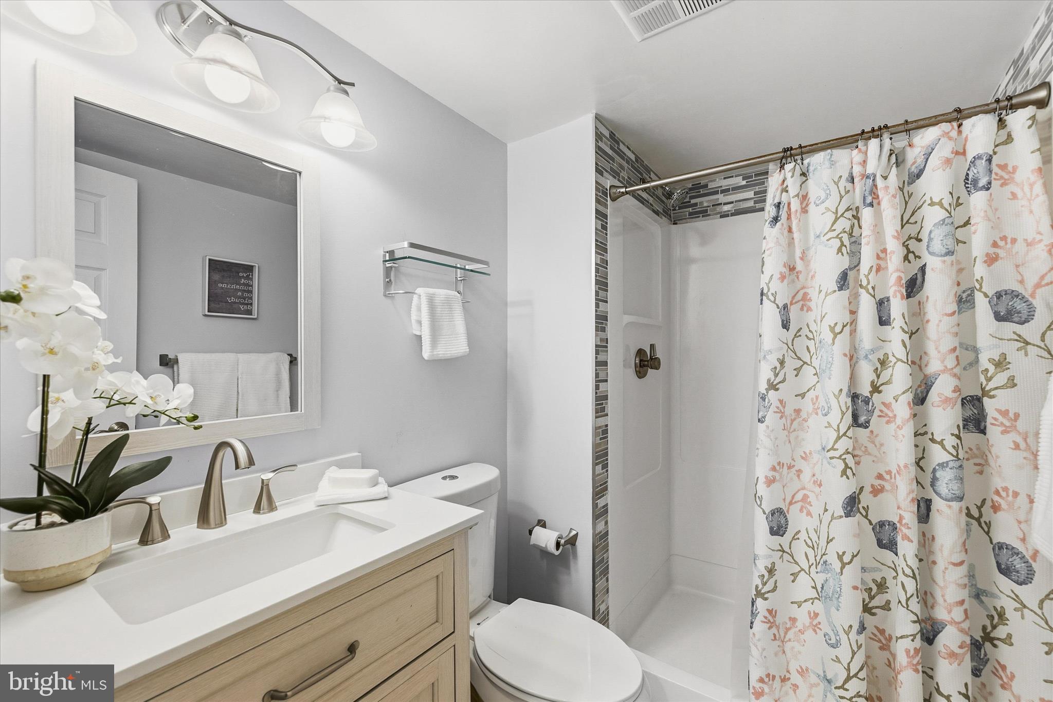 SEA COLONY EAST - Residential