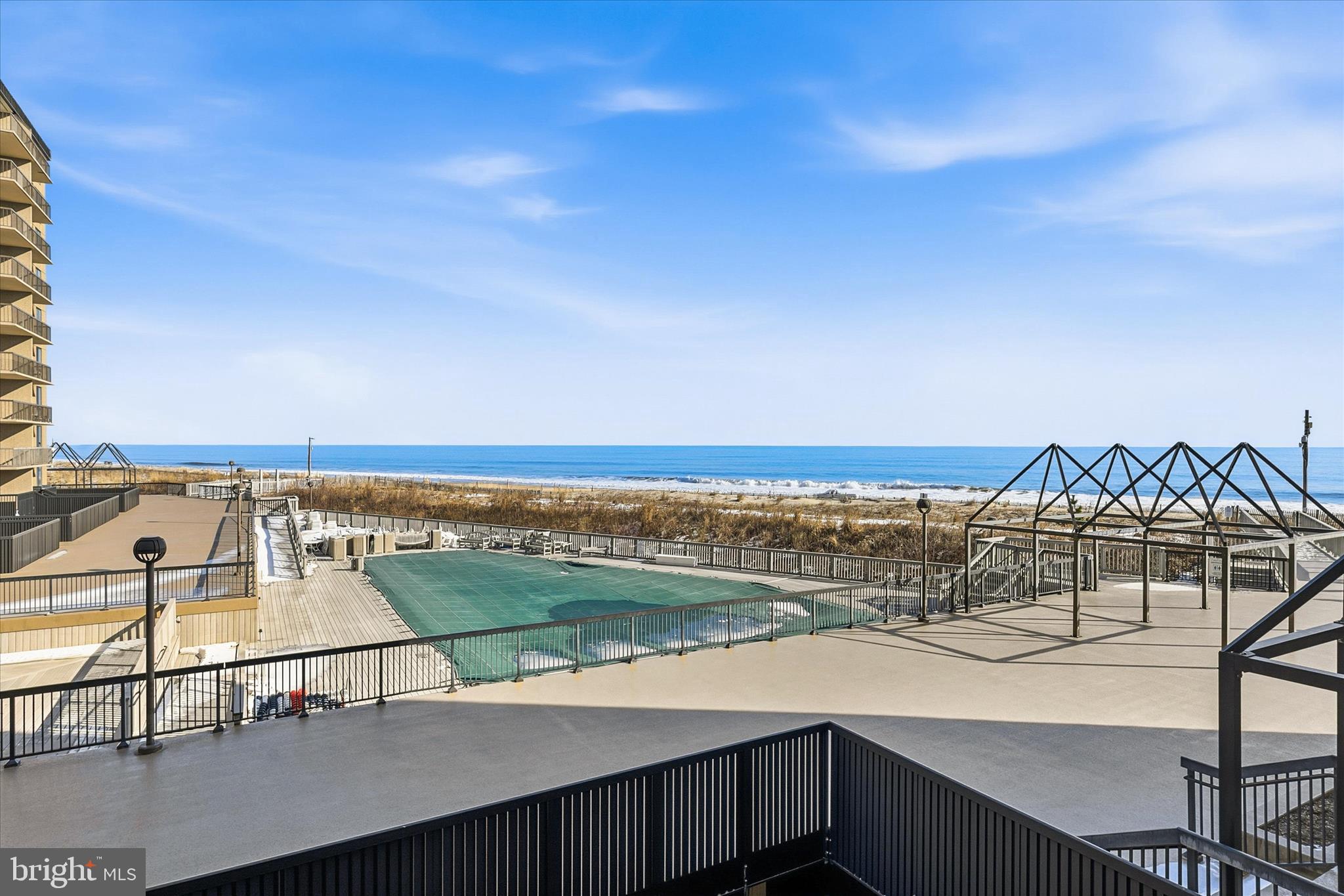 SEA COLONY EAST - Residential