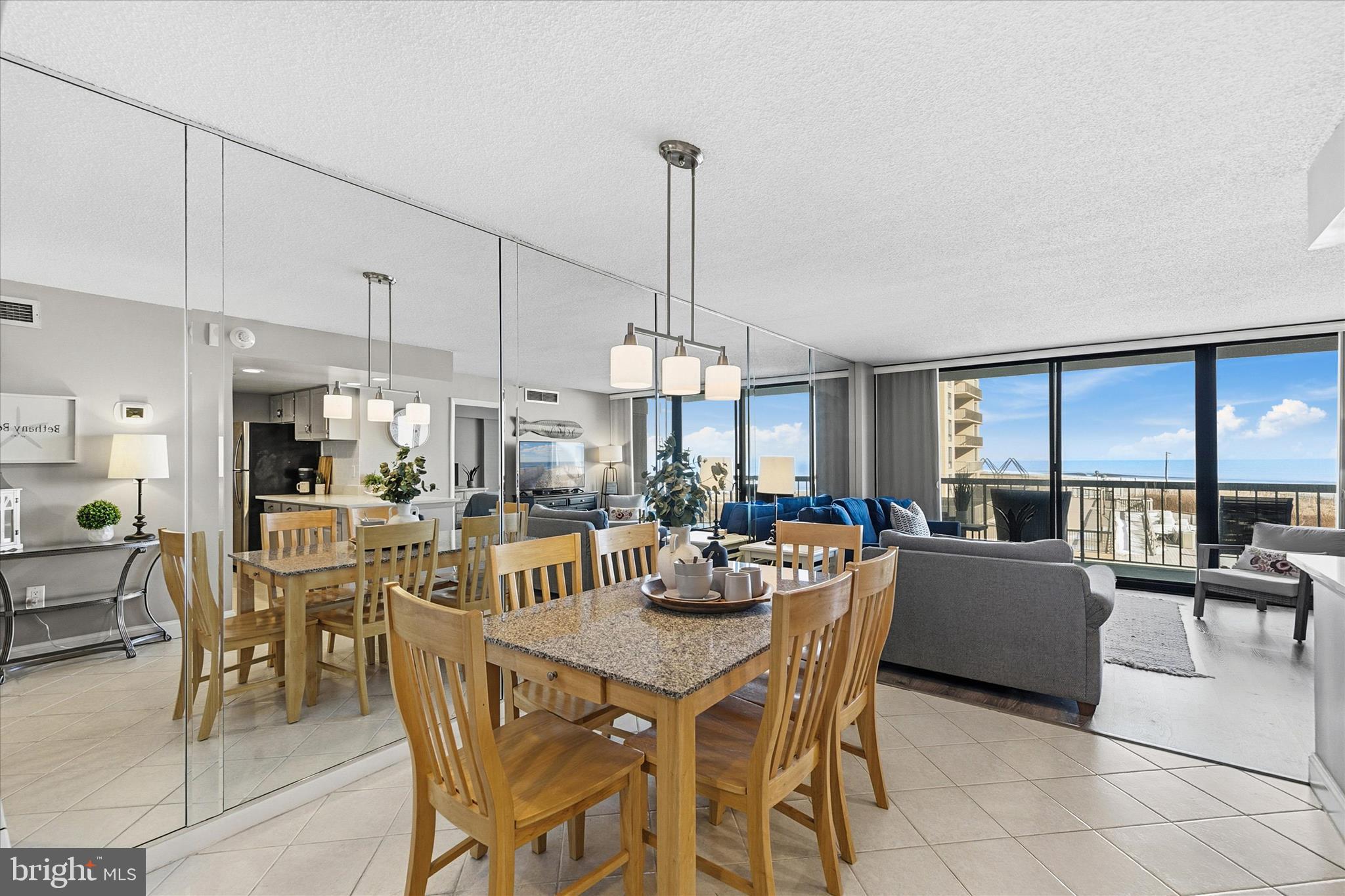 SEA COLONY EAST - Residential