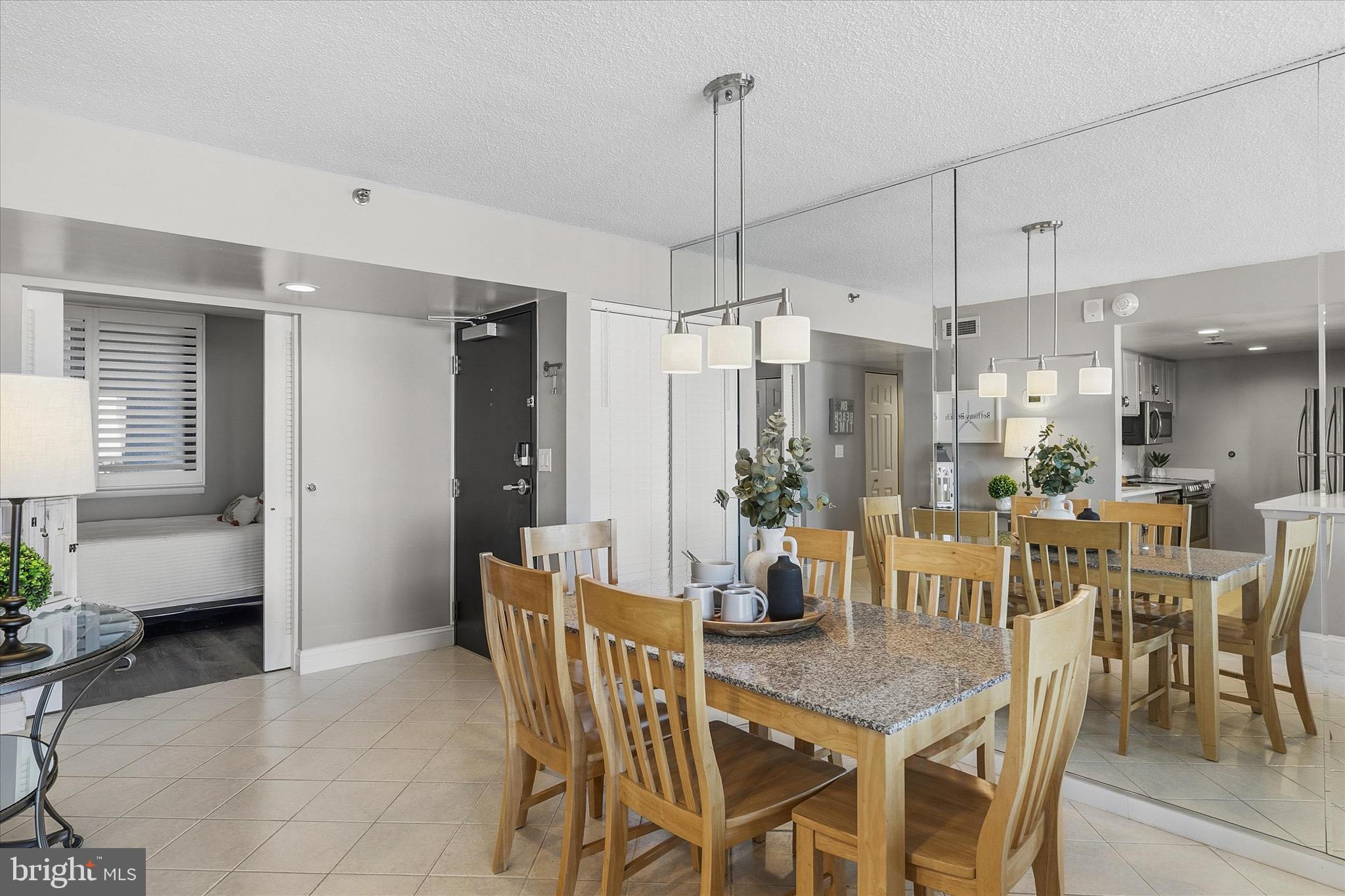 SEA COLONY EAST - Residential