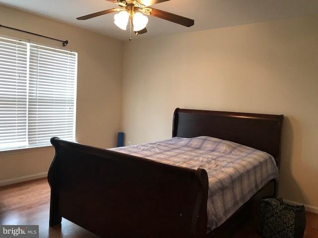 MANORS AT MCNAIR FARMS - Residential Lease