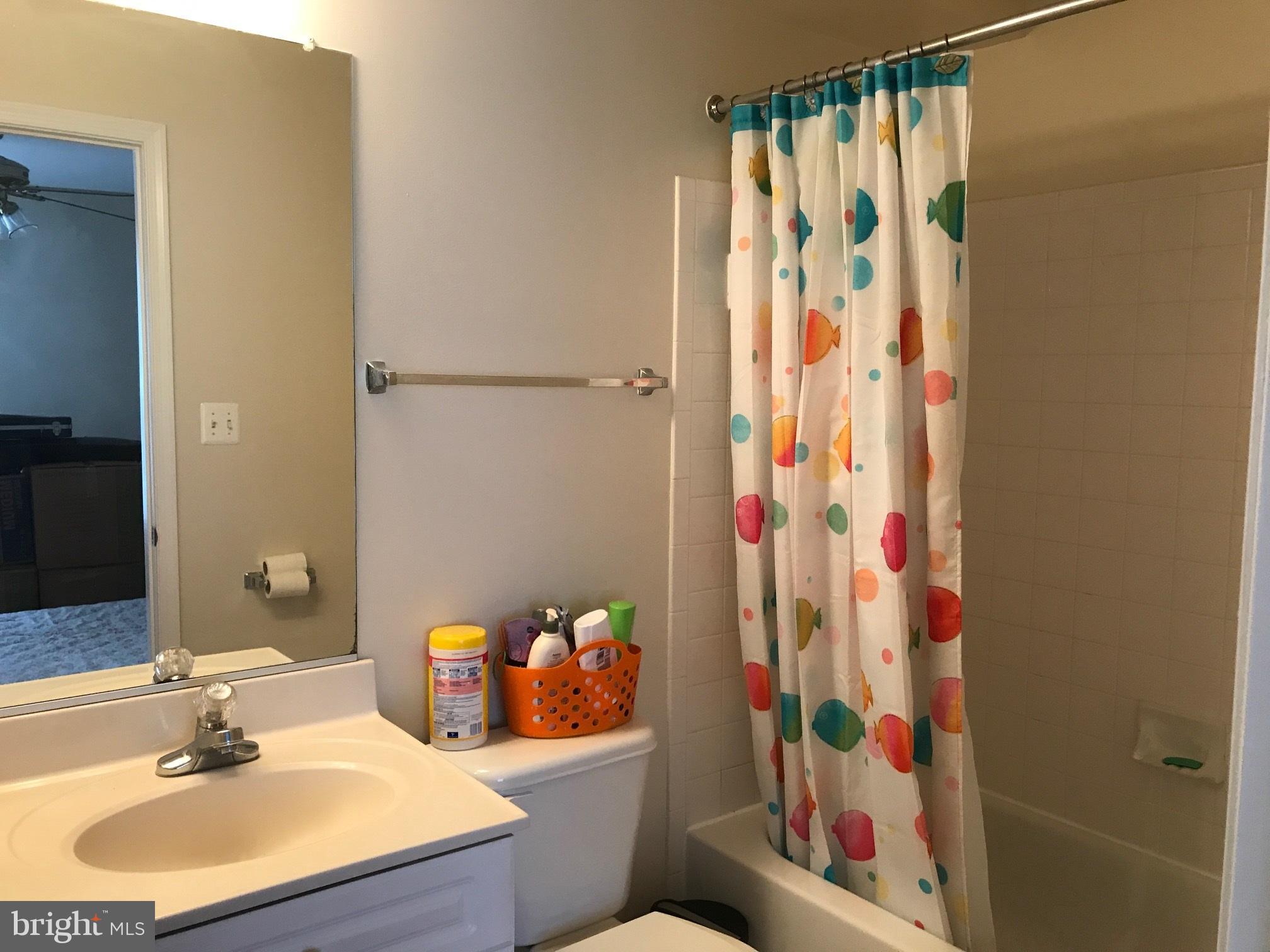 MANORS AT MCNAIR FARMS - Residential Lease