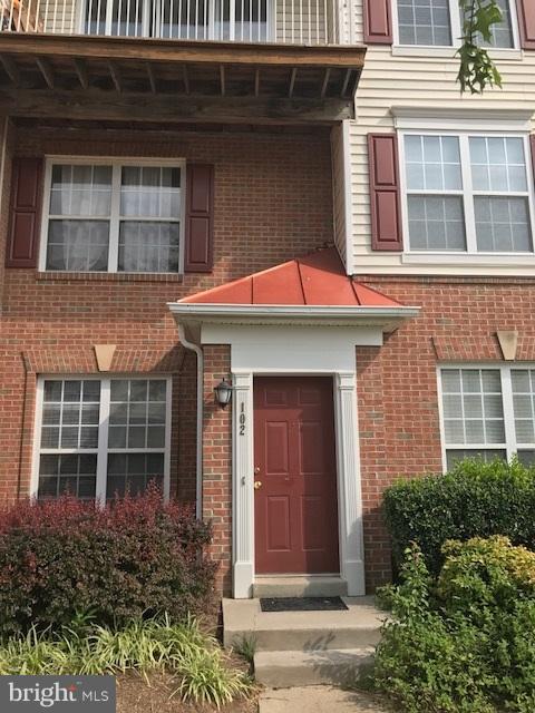 MANORS AT MCNAIR FARMS - Residential Lease