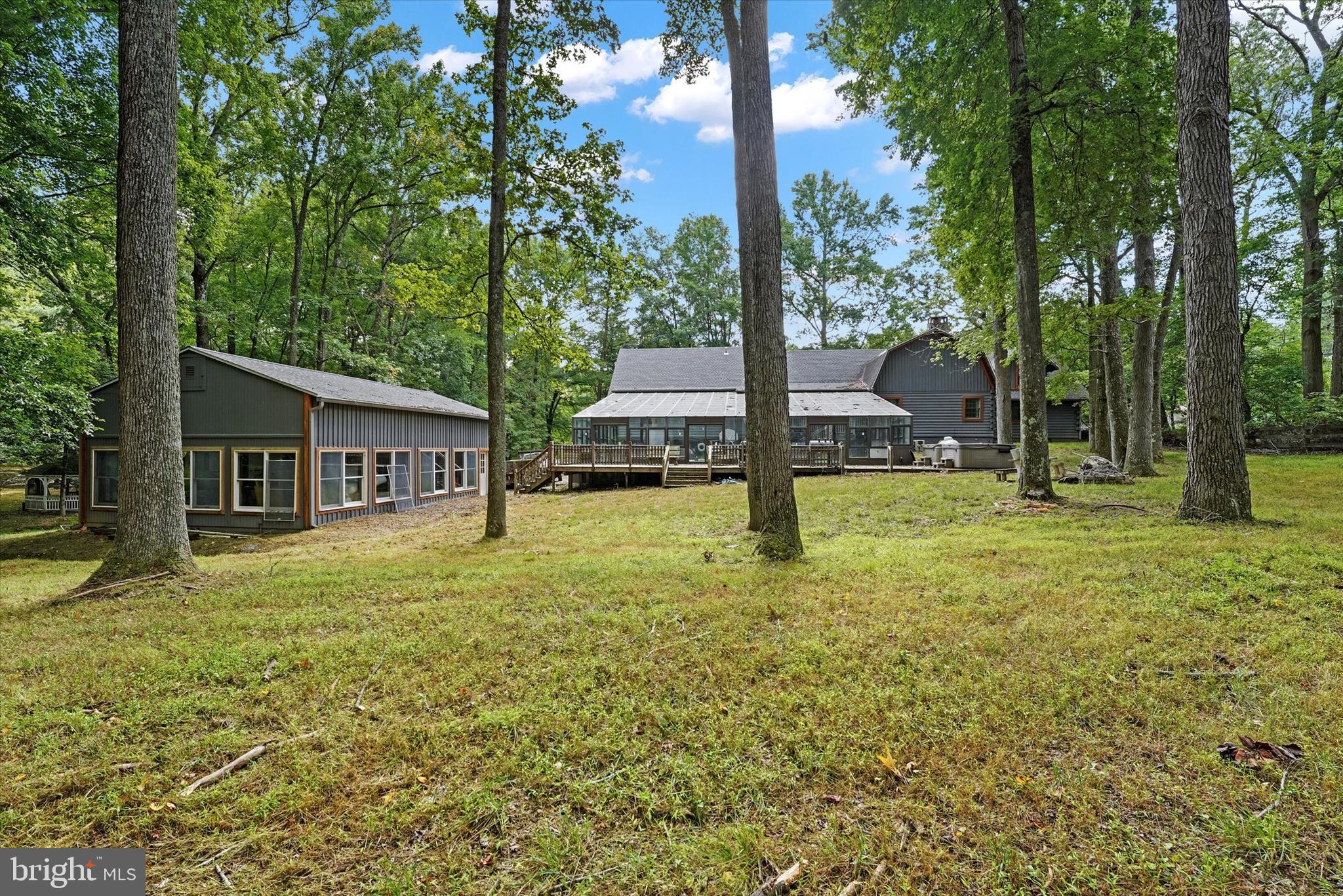 1048 IRISHTOWN ROAD