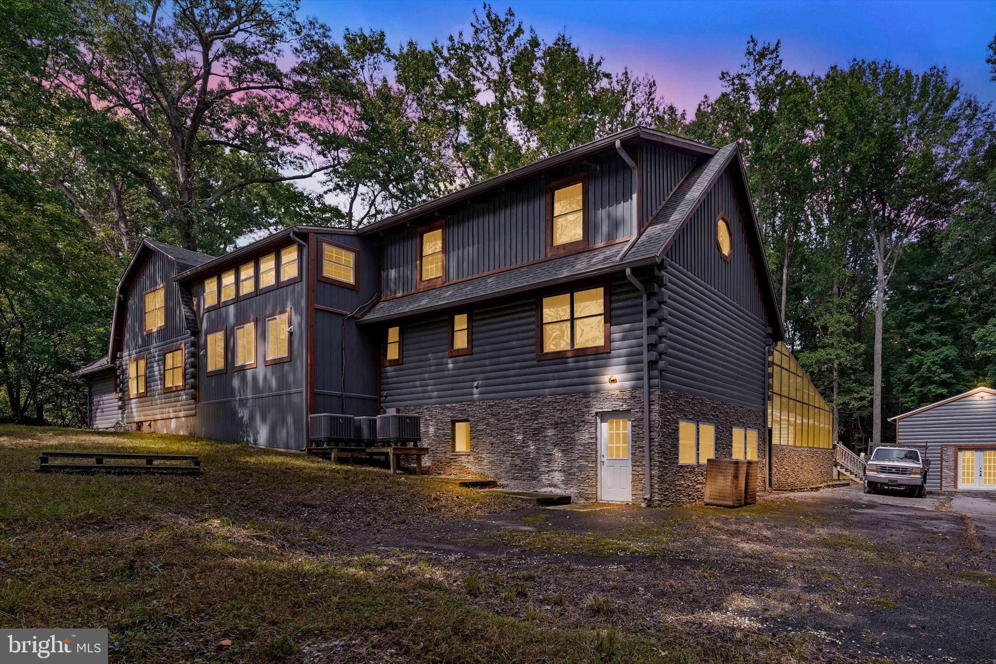 1048 IRISHTOWN ROAD