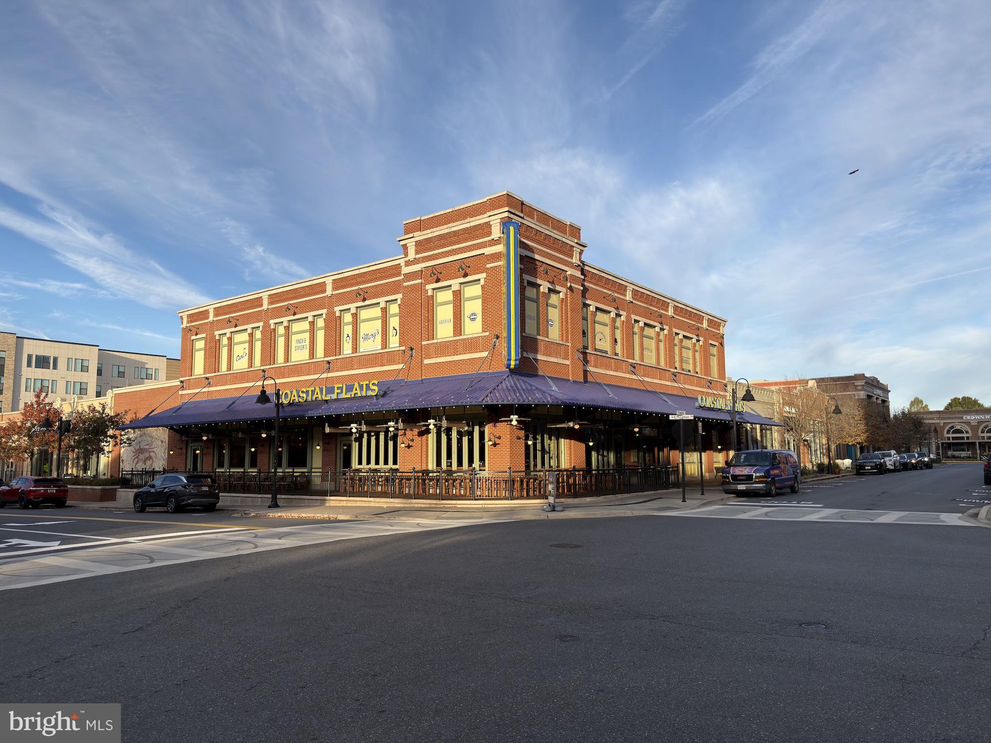 CROWN FARM - Residential