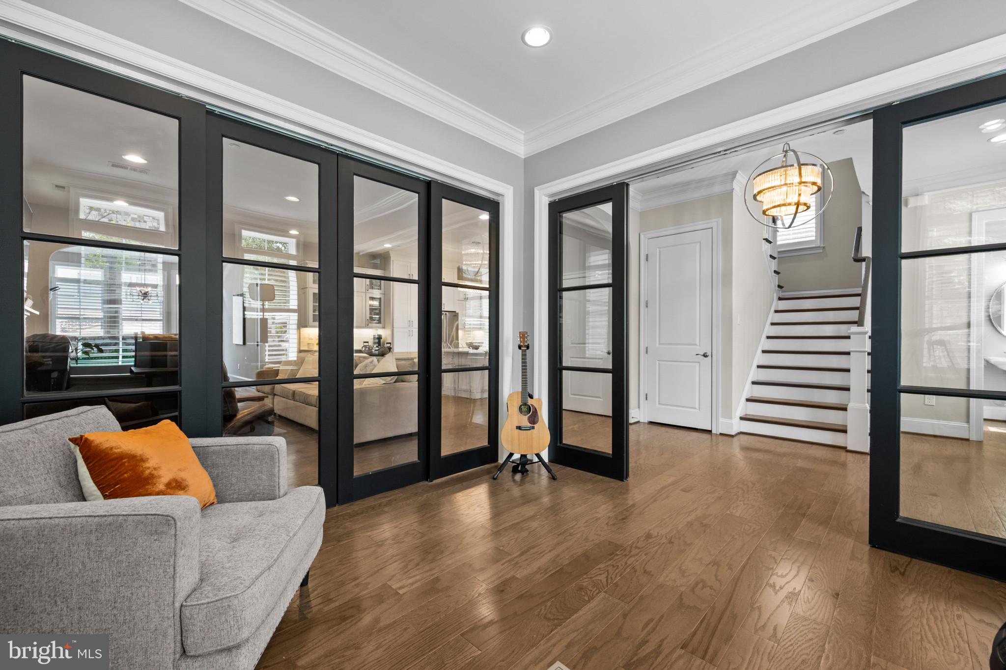 CROWN FARM - Residential