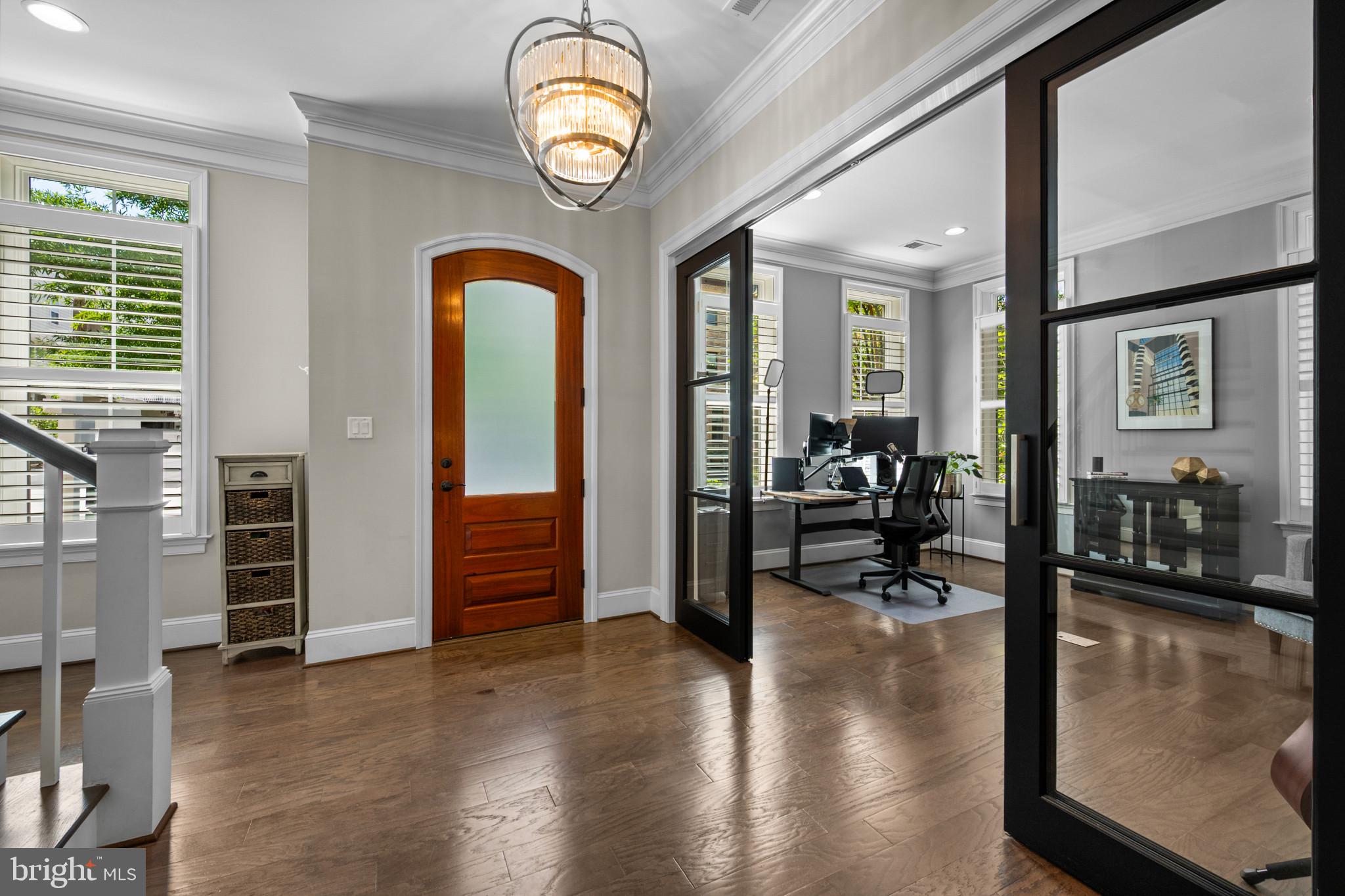 CROWN FARM - Residential
