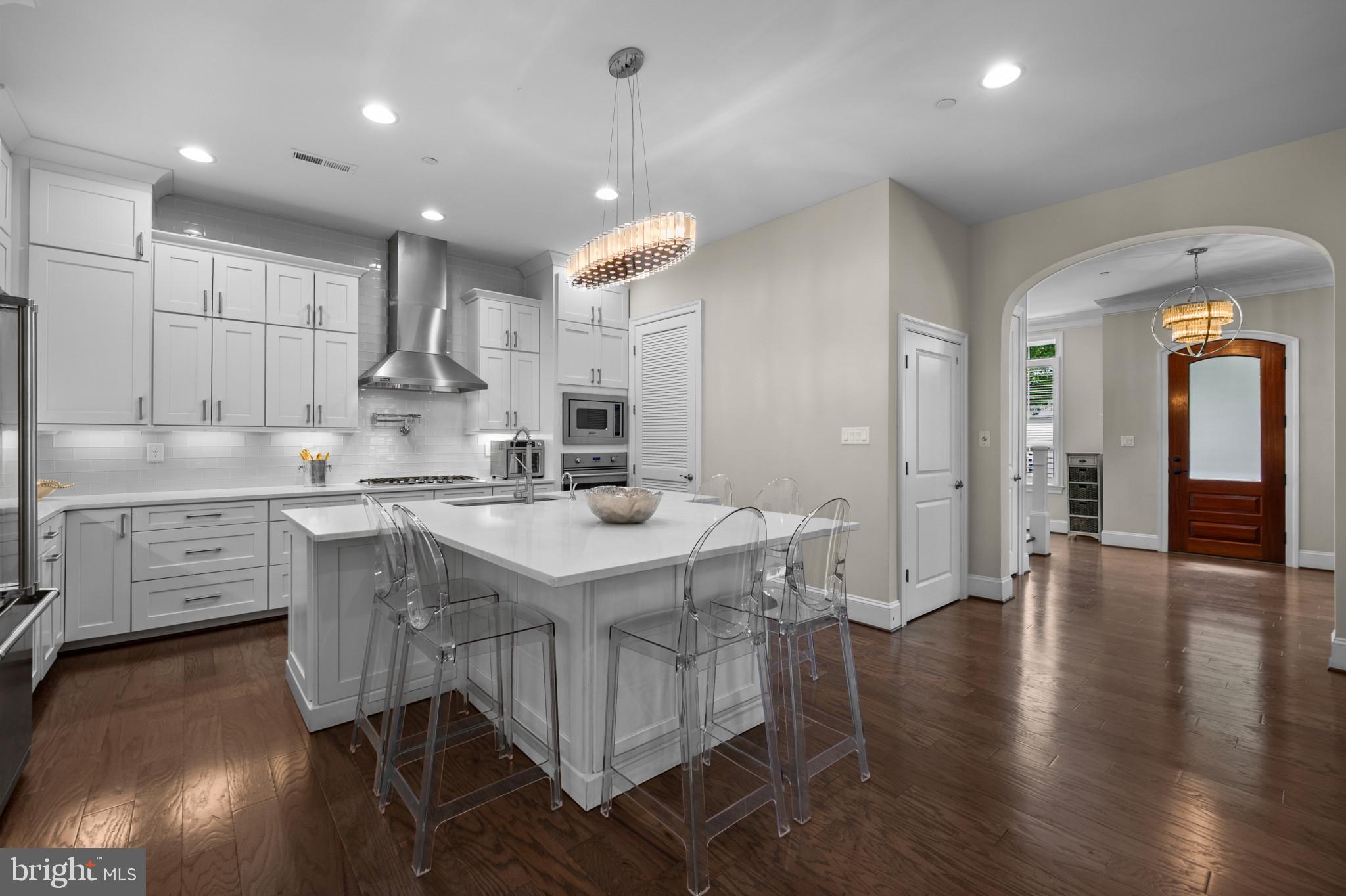 CROWN FARM - Residential