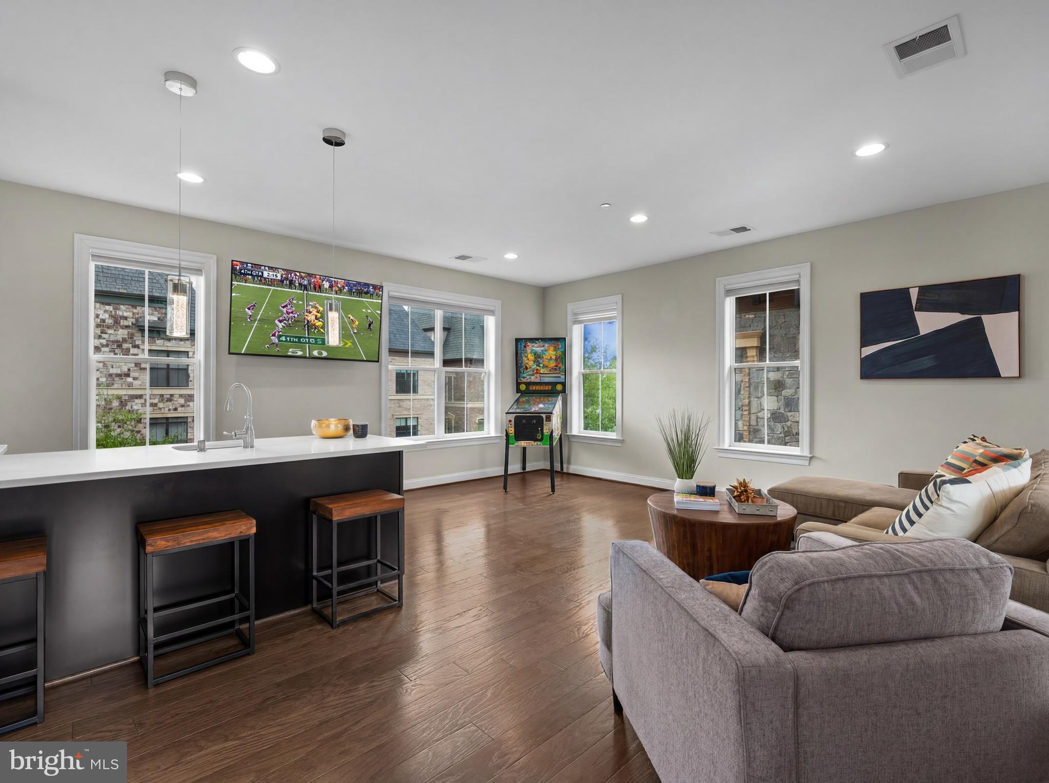 CROWN FARM - Residential
