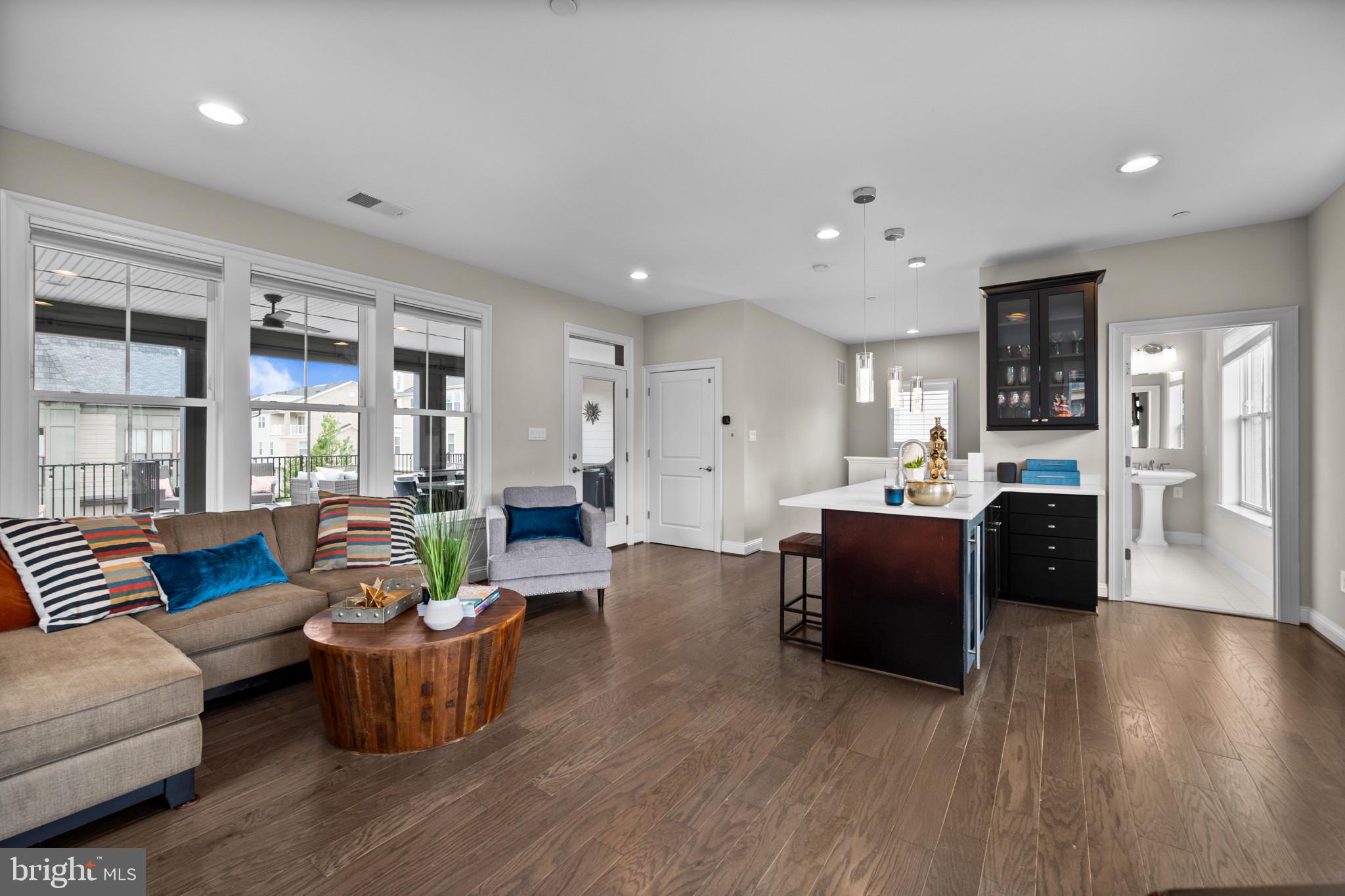 CROWN FARM - Residential