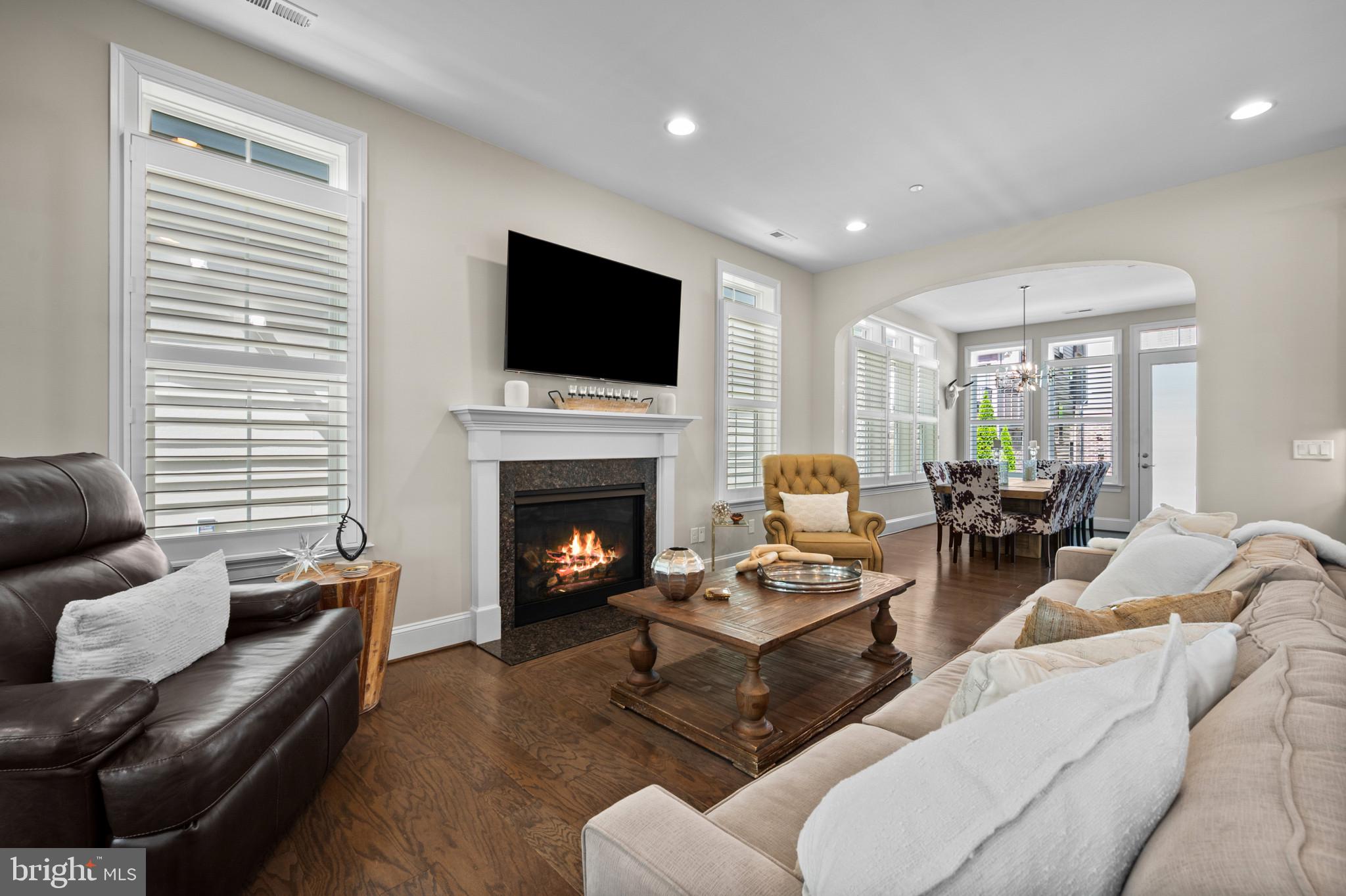 CROWN FARM - Residential
