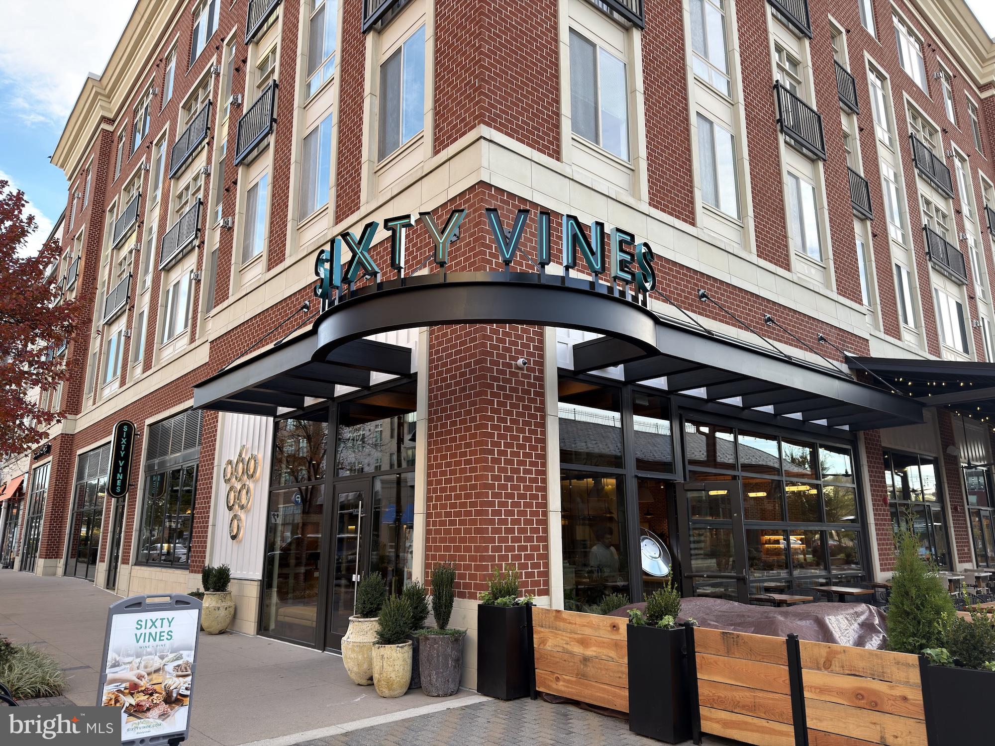 CROWN FARM - Residential