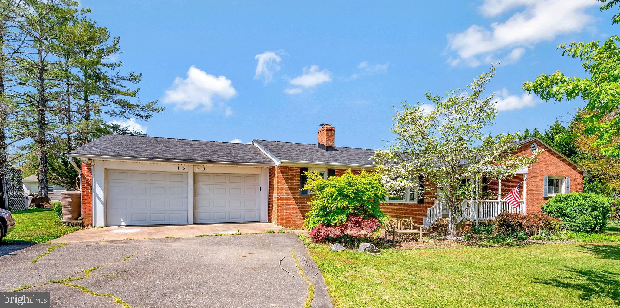 AQUIA RUN - Residential