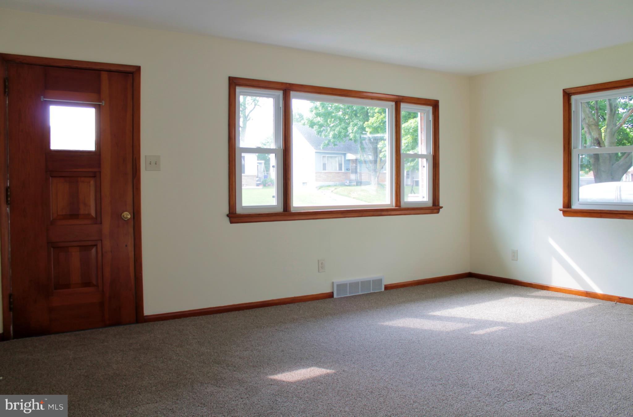 HAGERSTOWN - Residential