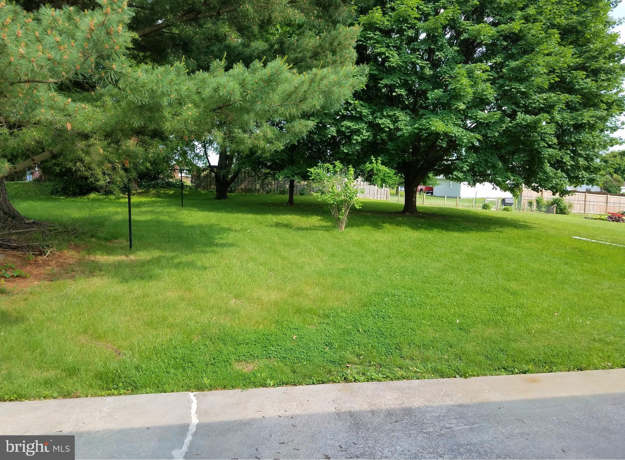 HAGERSTOWN - Residential