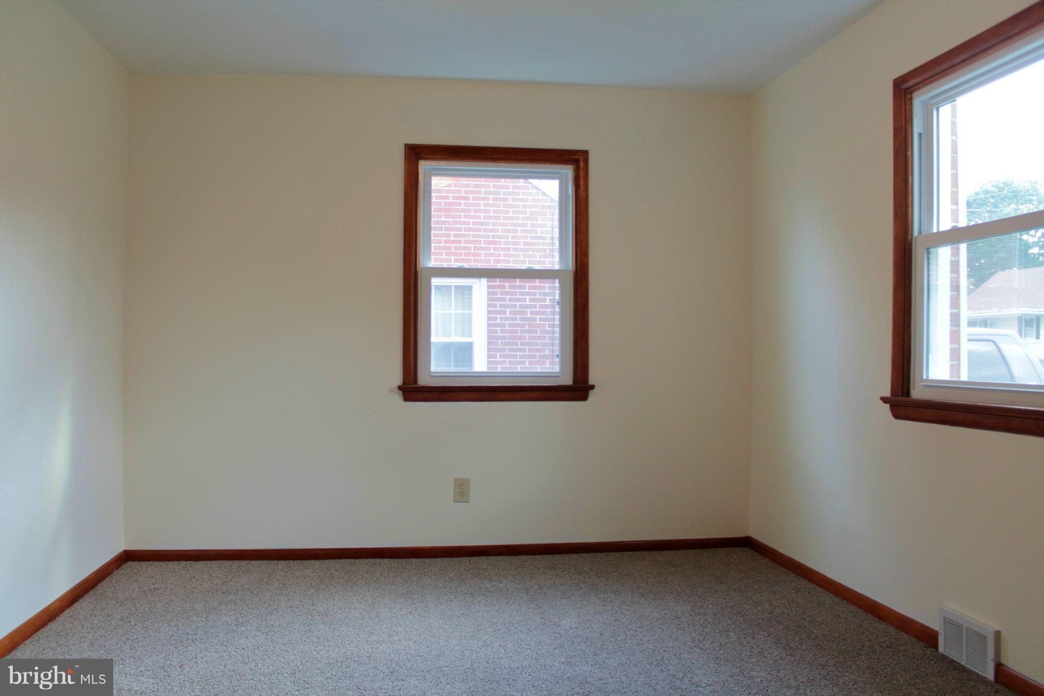 HAGERSTOWN - Residential