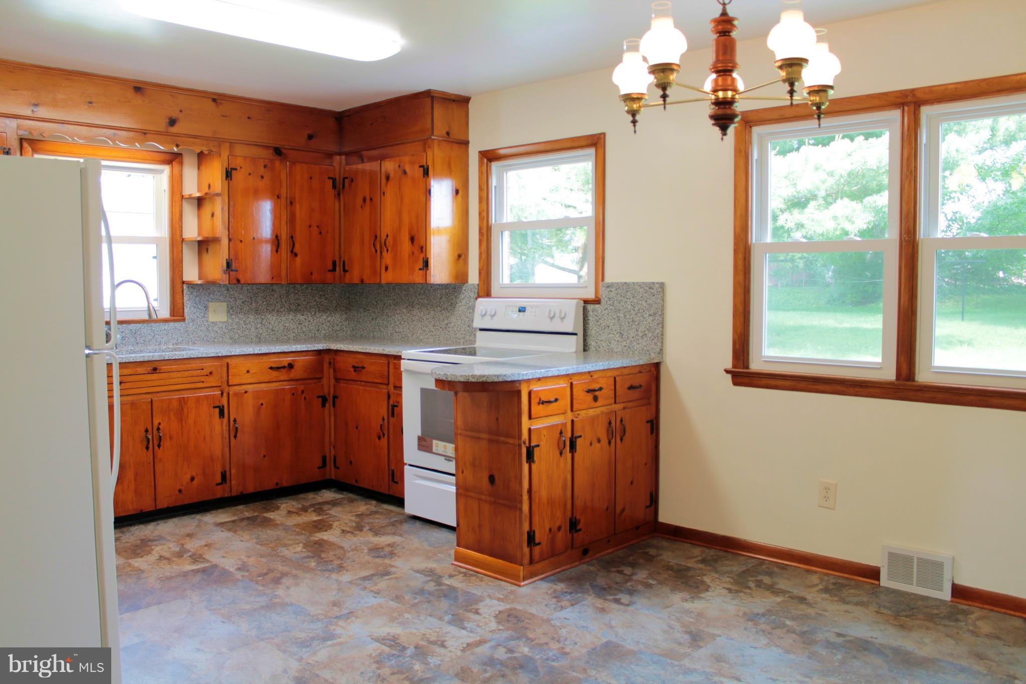 HAGERSTOWN - Residential