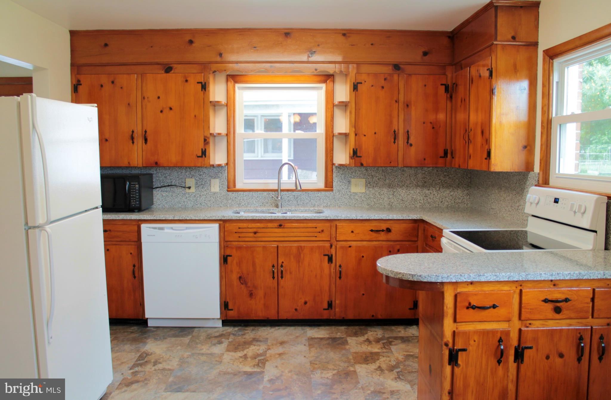 HAGERSTOWN - Residential