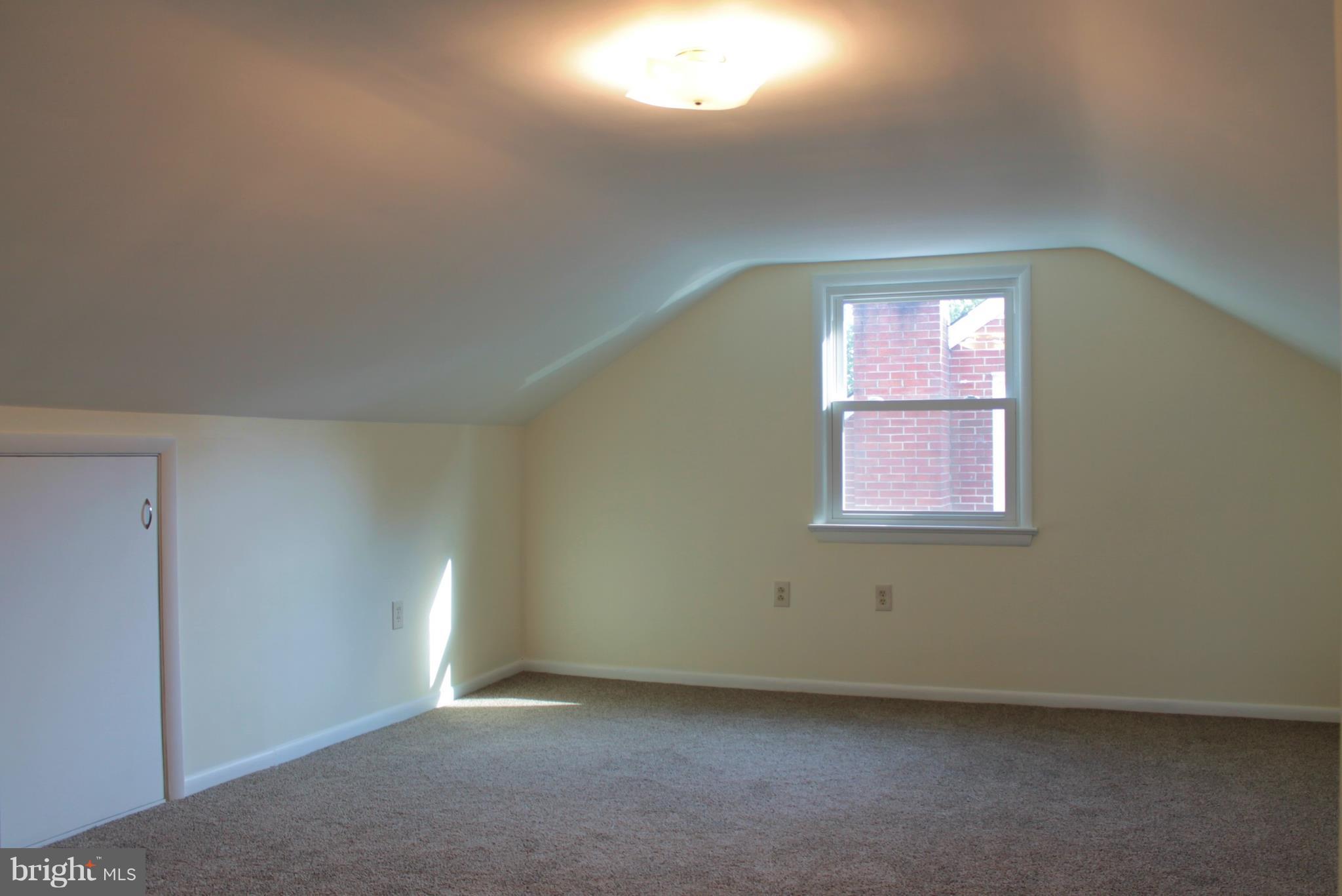 HAGERSTOWN - Residential