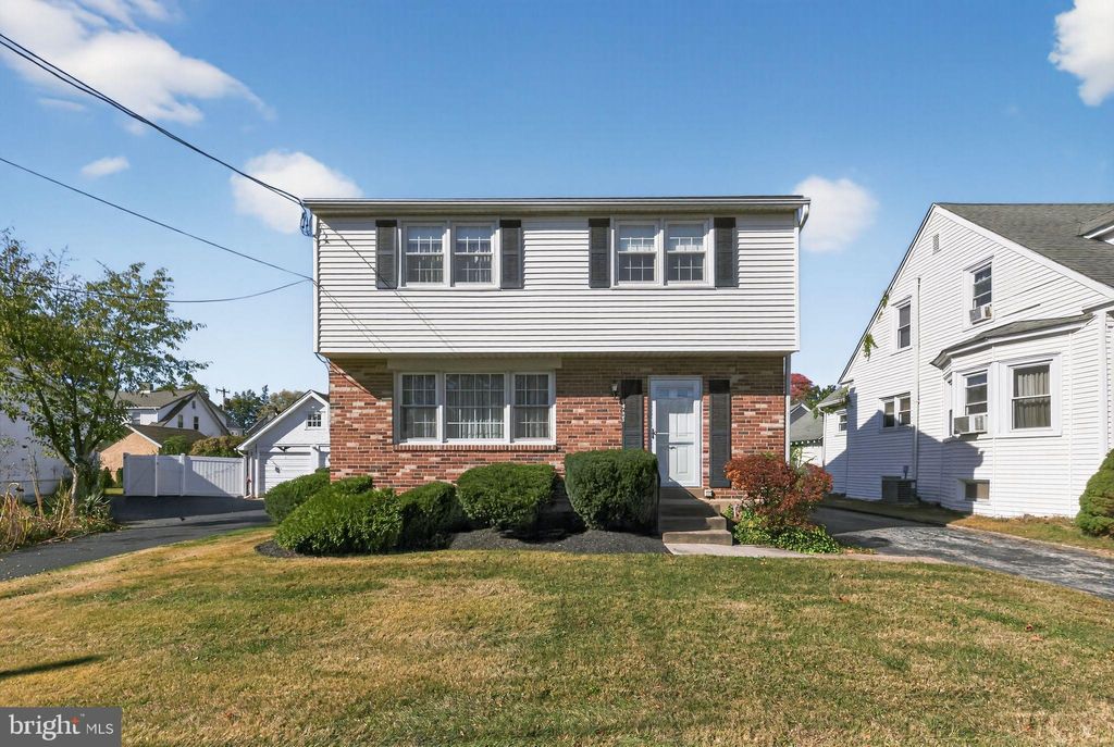 Photo of 4005 Huey Avenue, DREXEL HILL, PA 19026 (MLS # PADE2102698)