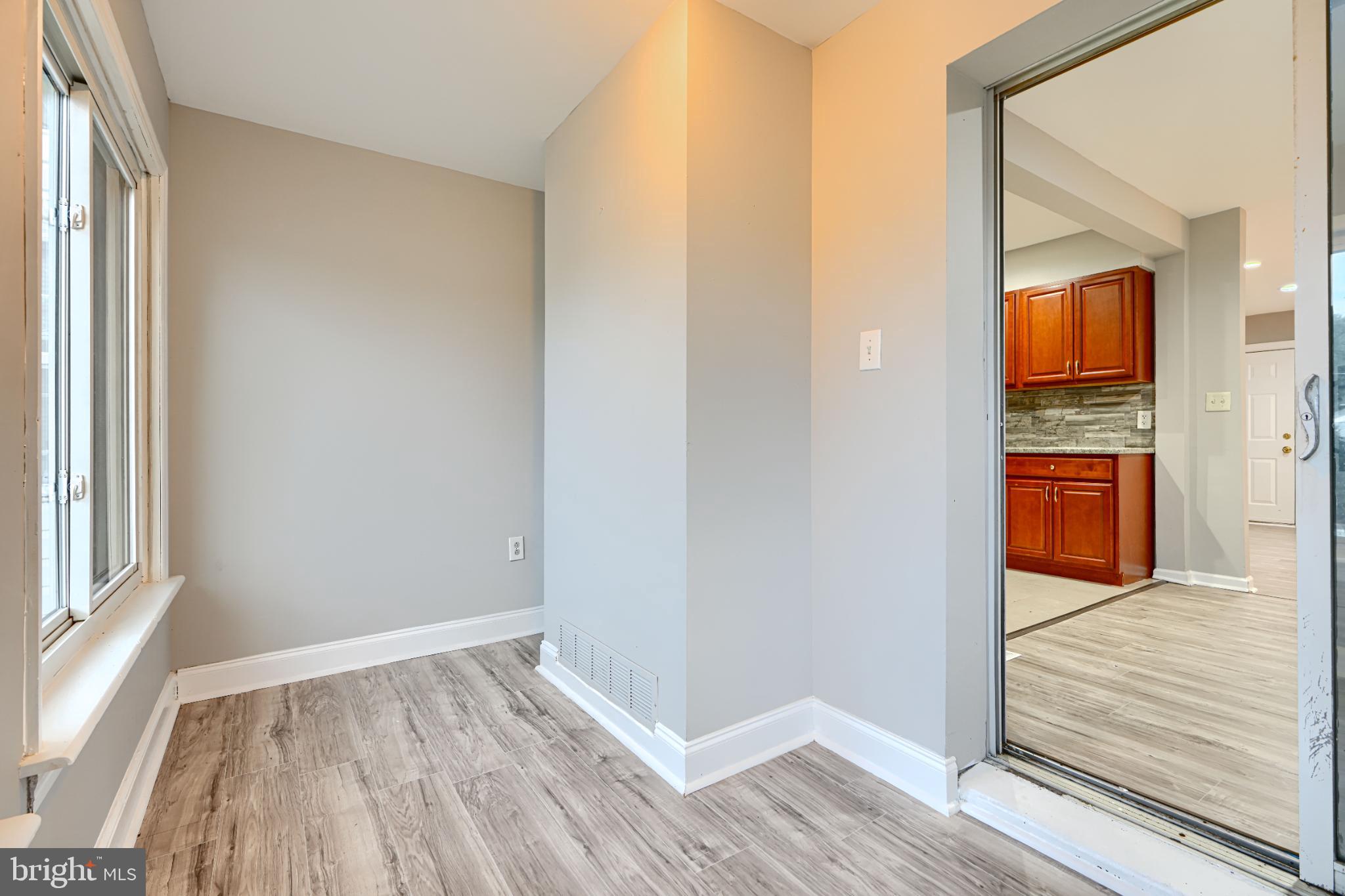 ESSEX - Residential Lease