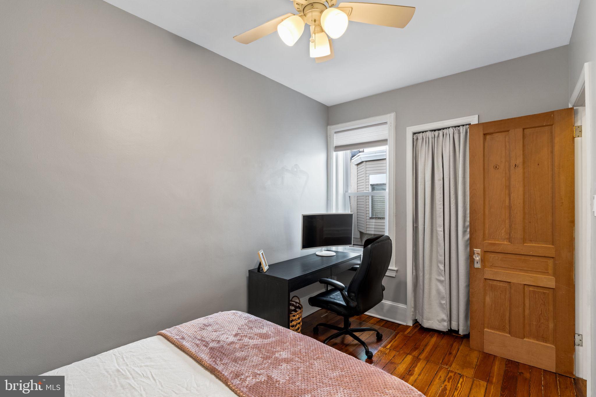 FAIRMOUNT - Residential