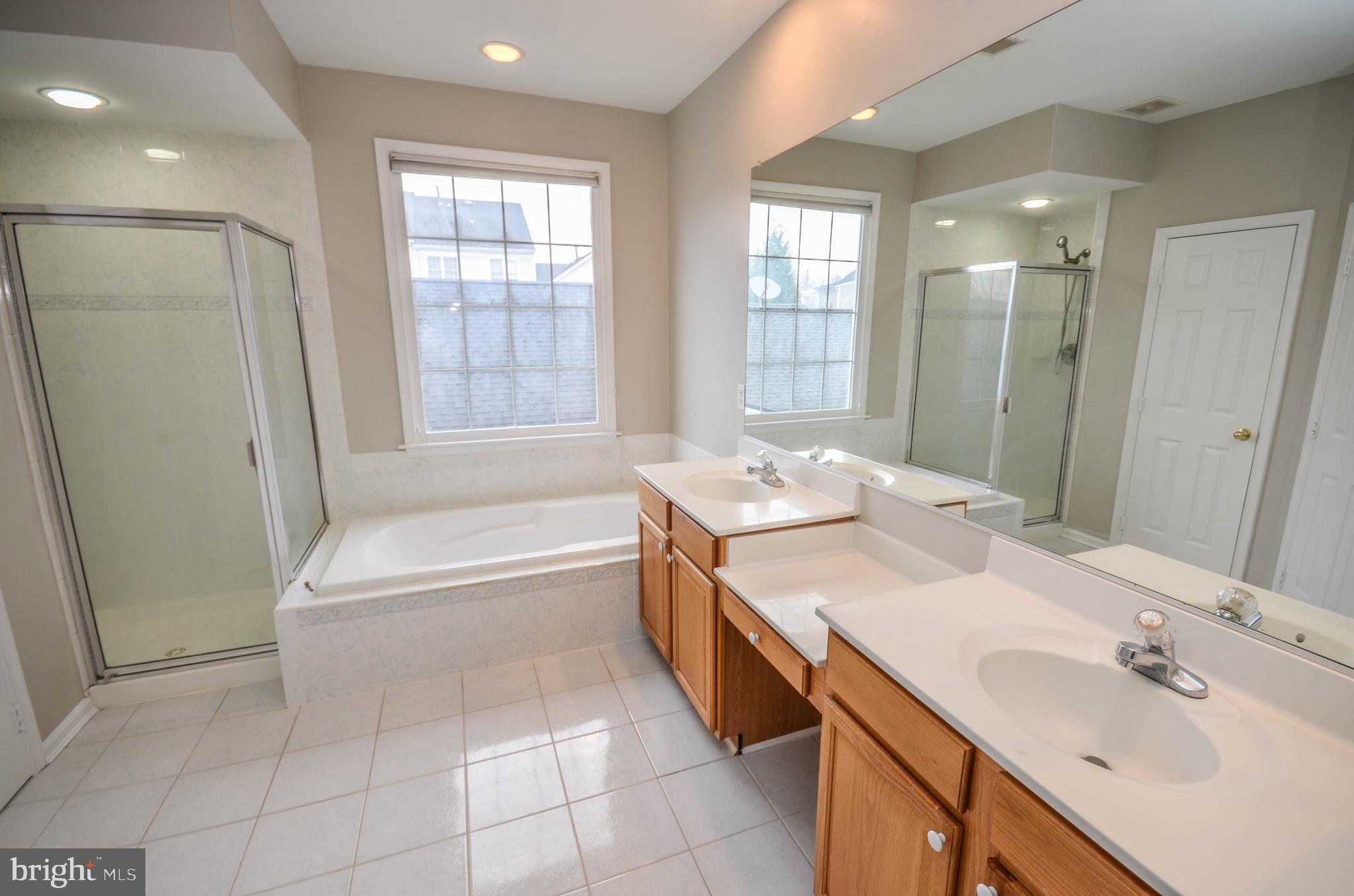 KING FARM BAILEYS COMMON - Residential Lease