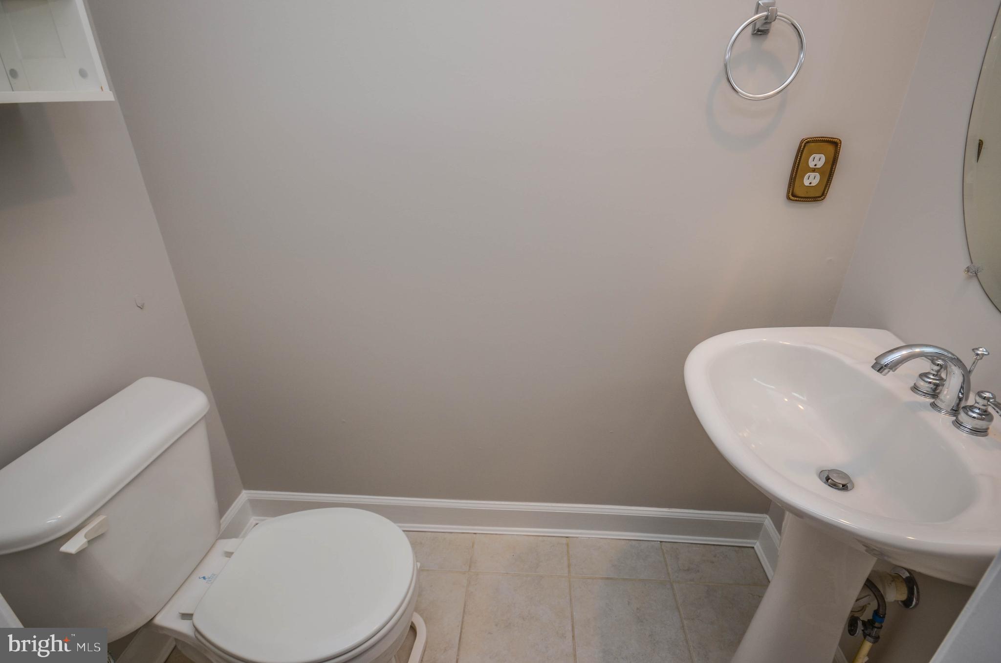 KING FARM BAILEYS COMMON - Residential Lease