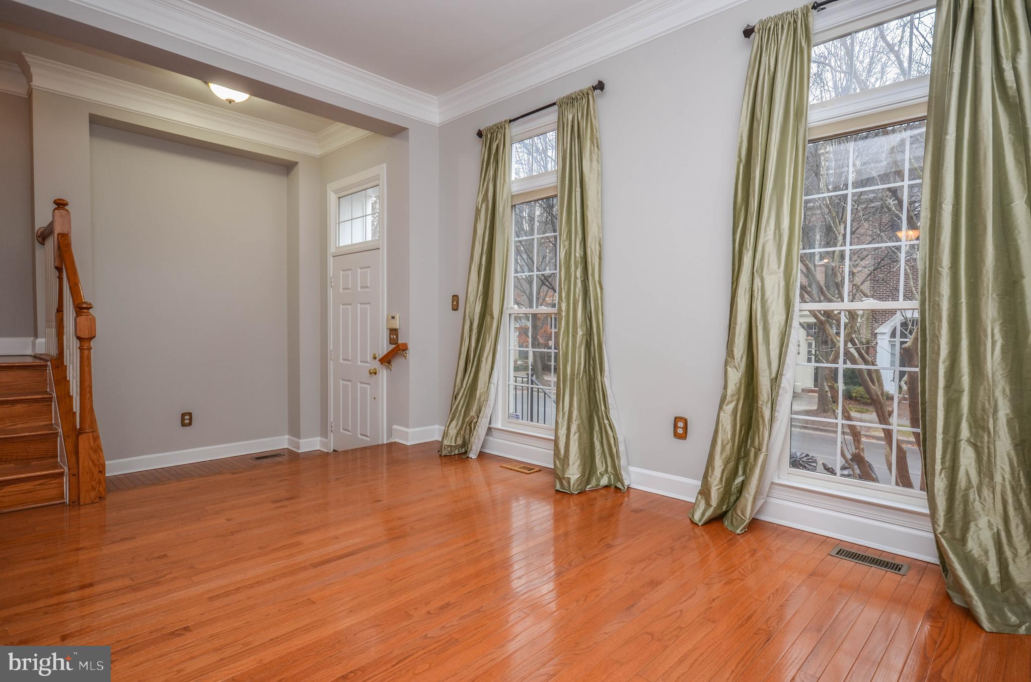 KING FARM BAILEYS COMMON - Residential Lease