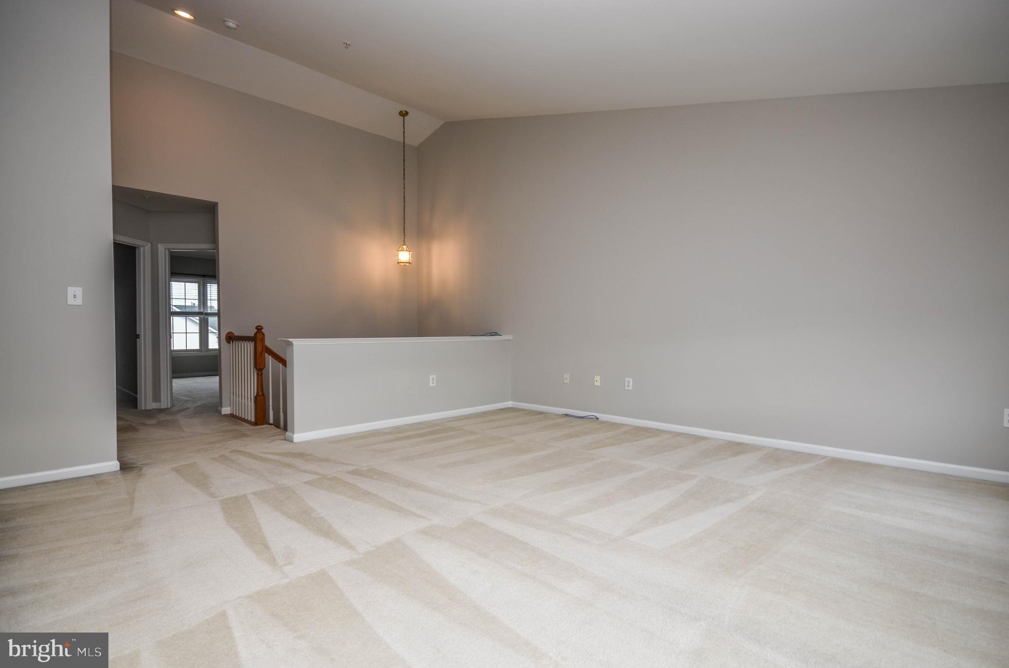 KING FARM BAILEYS COMMON - Residential Lease