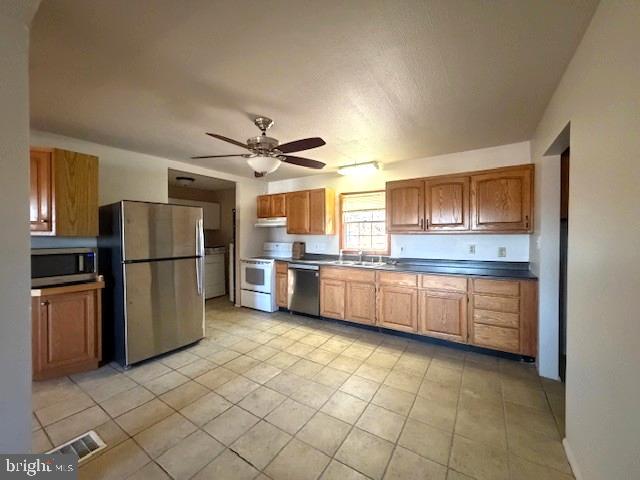 MECKLENBURG HEIGHTS - Residential