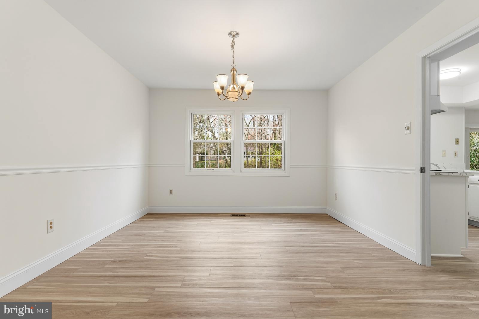 MONTPELIER - Residential