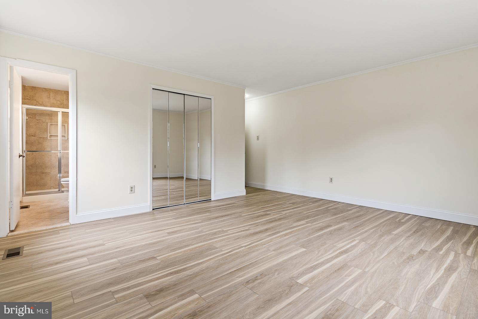 MONTPELIER - Residential