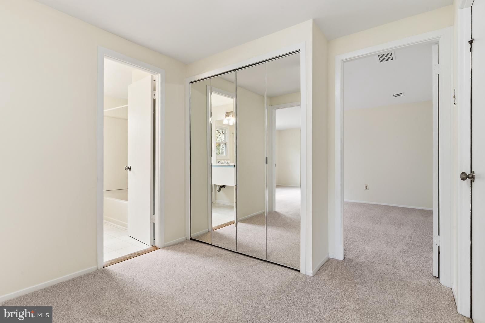 MONTPELIER - Residential