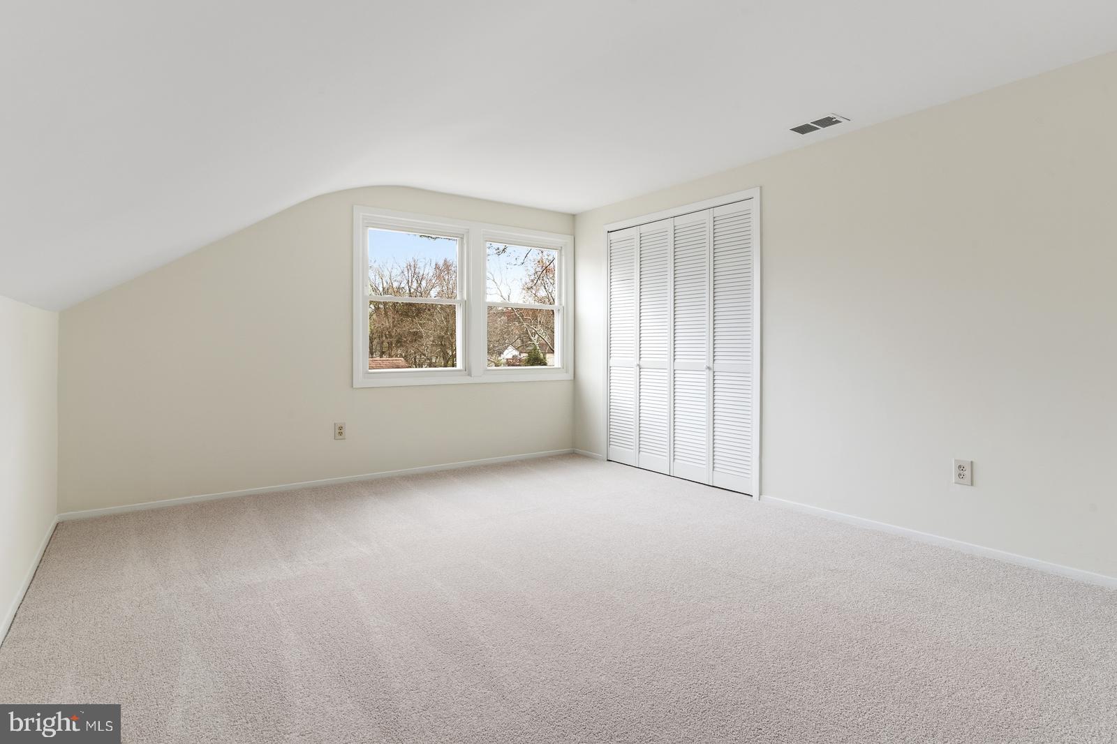 MONTPELIER - Residential