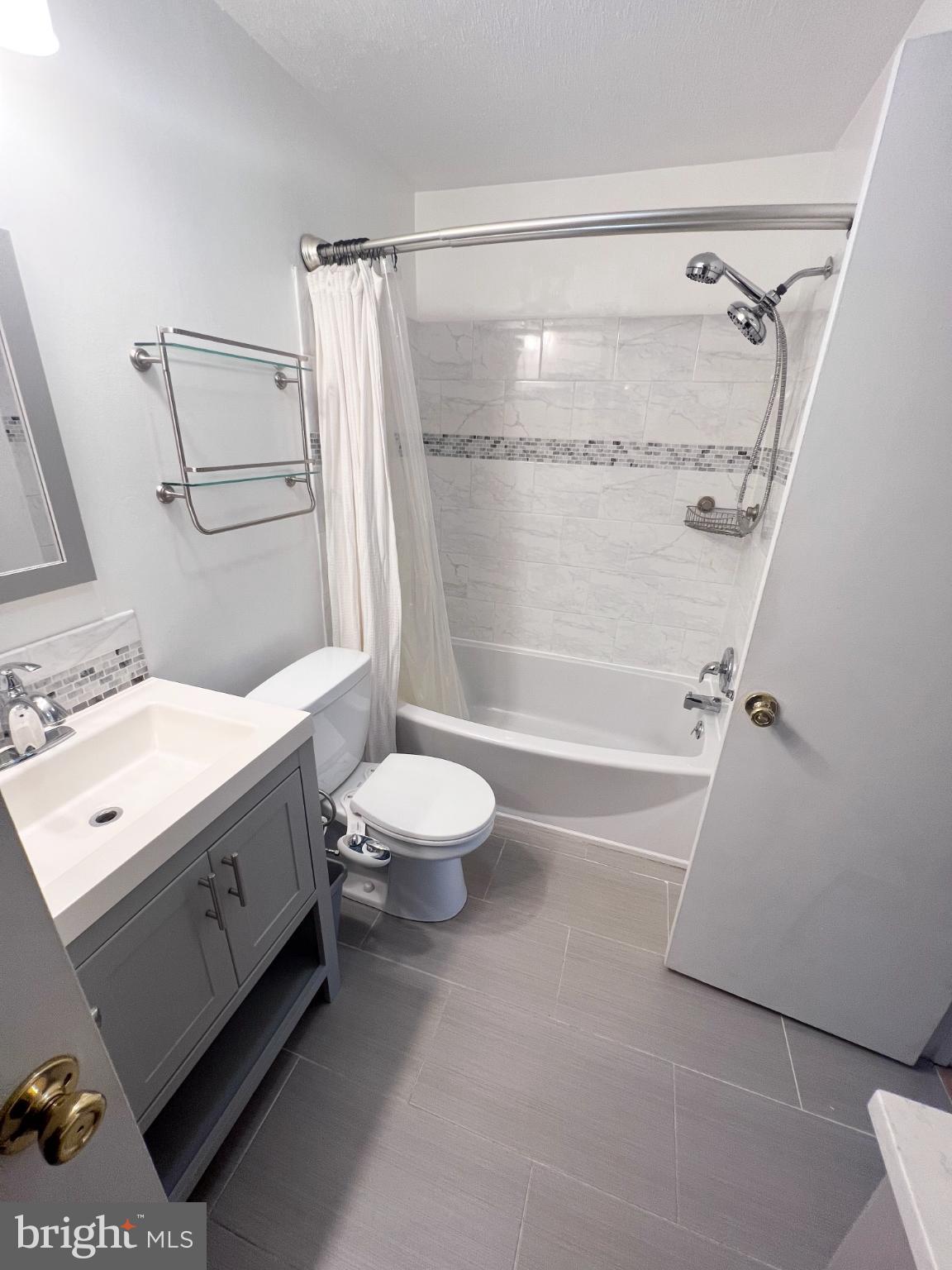 BANCROFT - Residential Lease