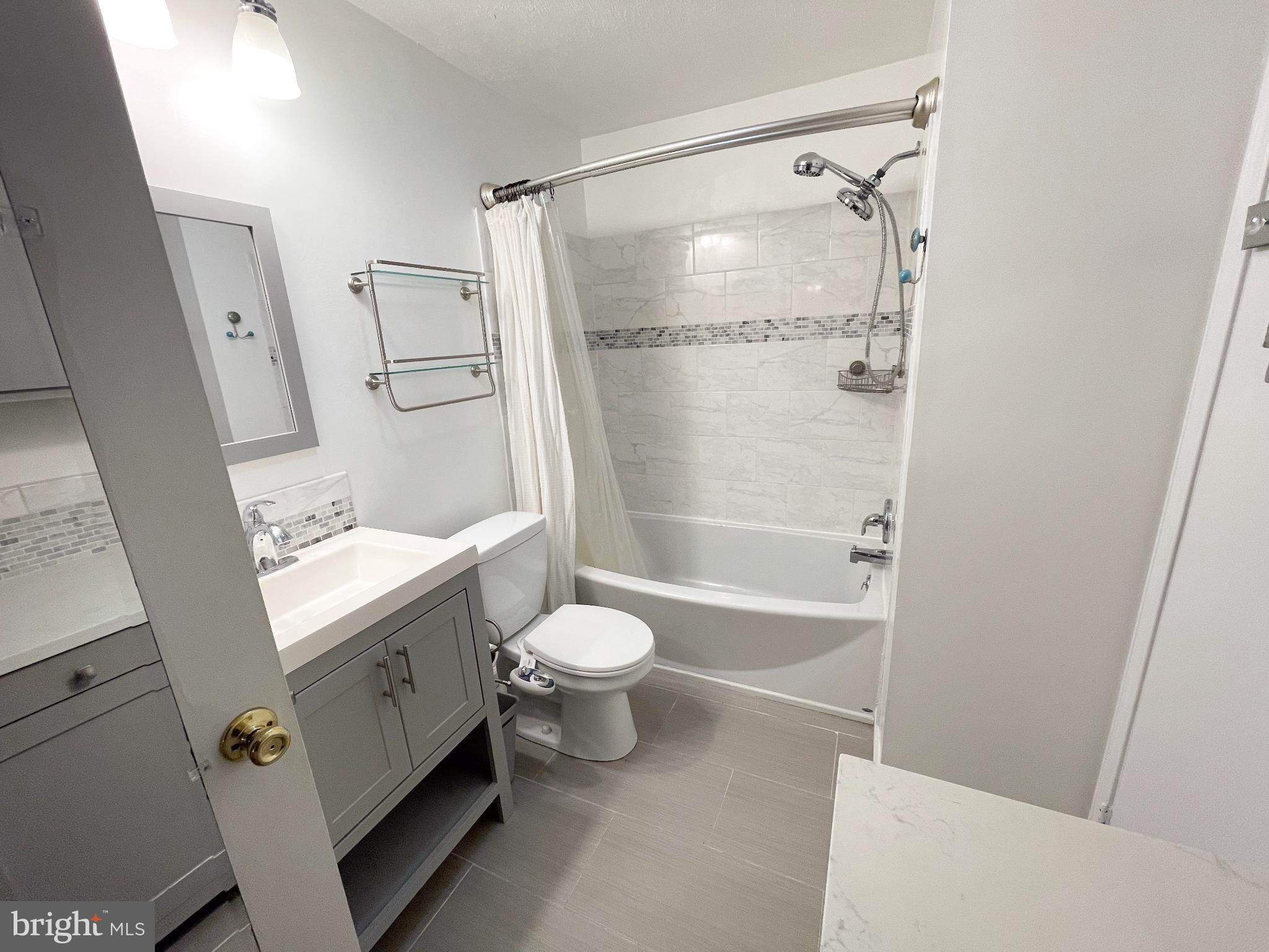 BANCROFT - Residential Lease