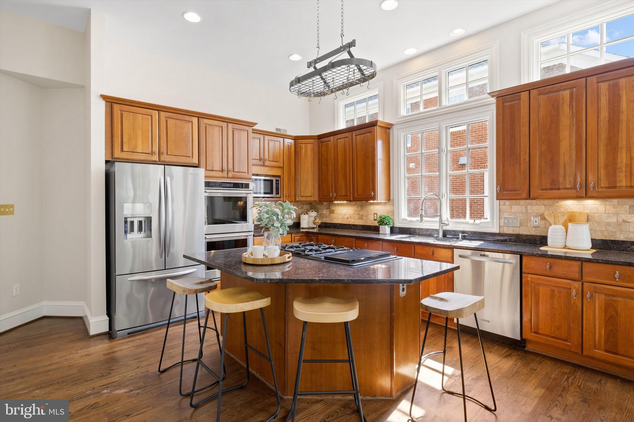 KINGS CLOISTER - Residential