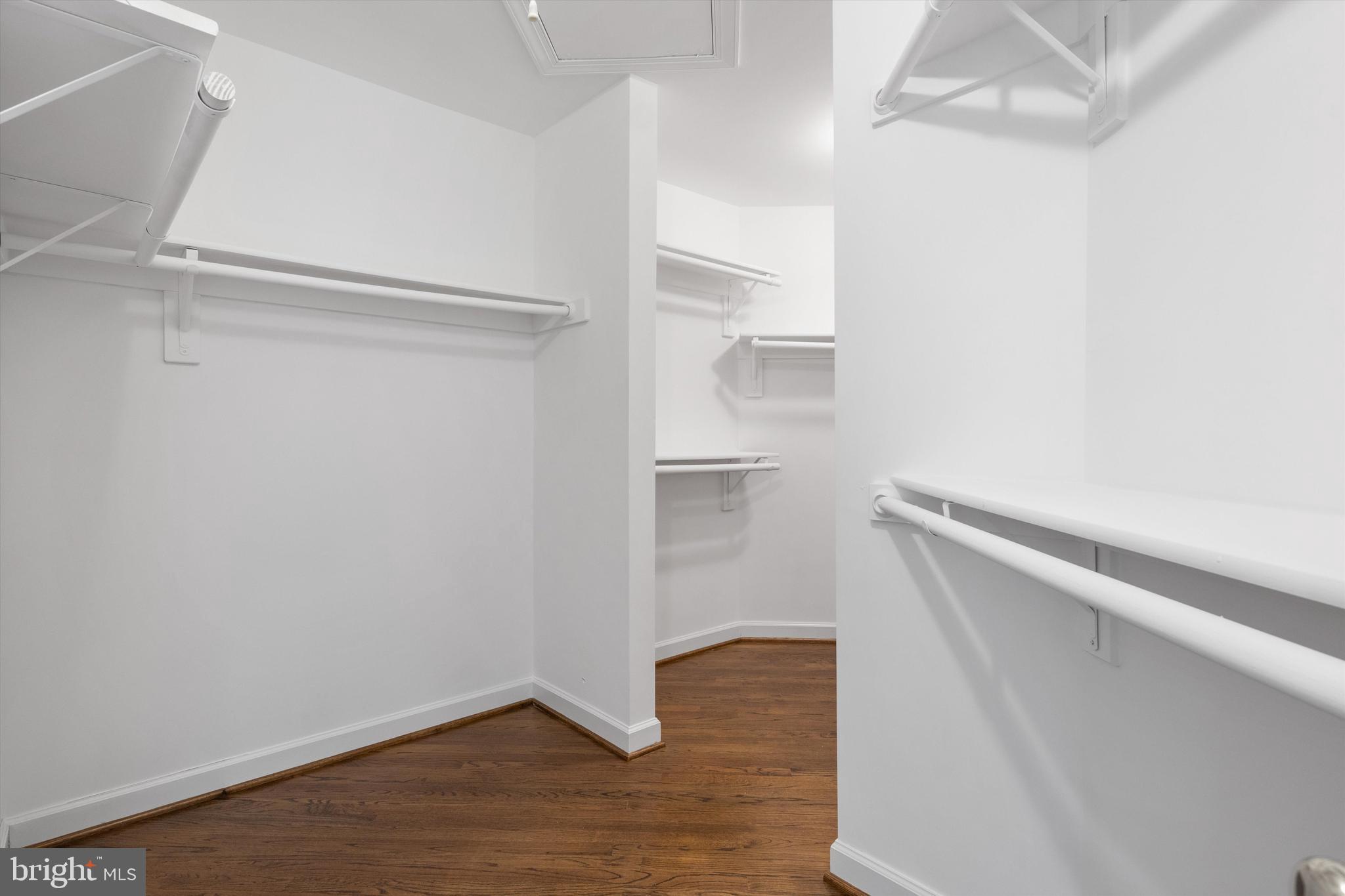 KINGS CLOISTER - Residential