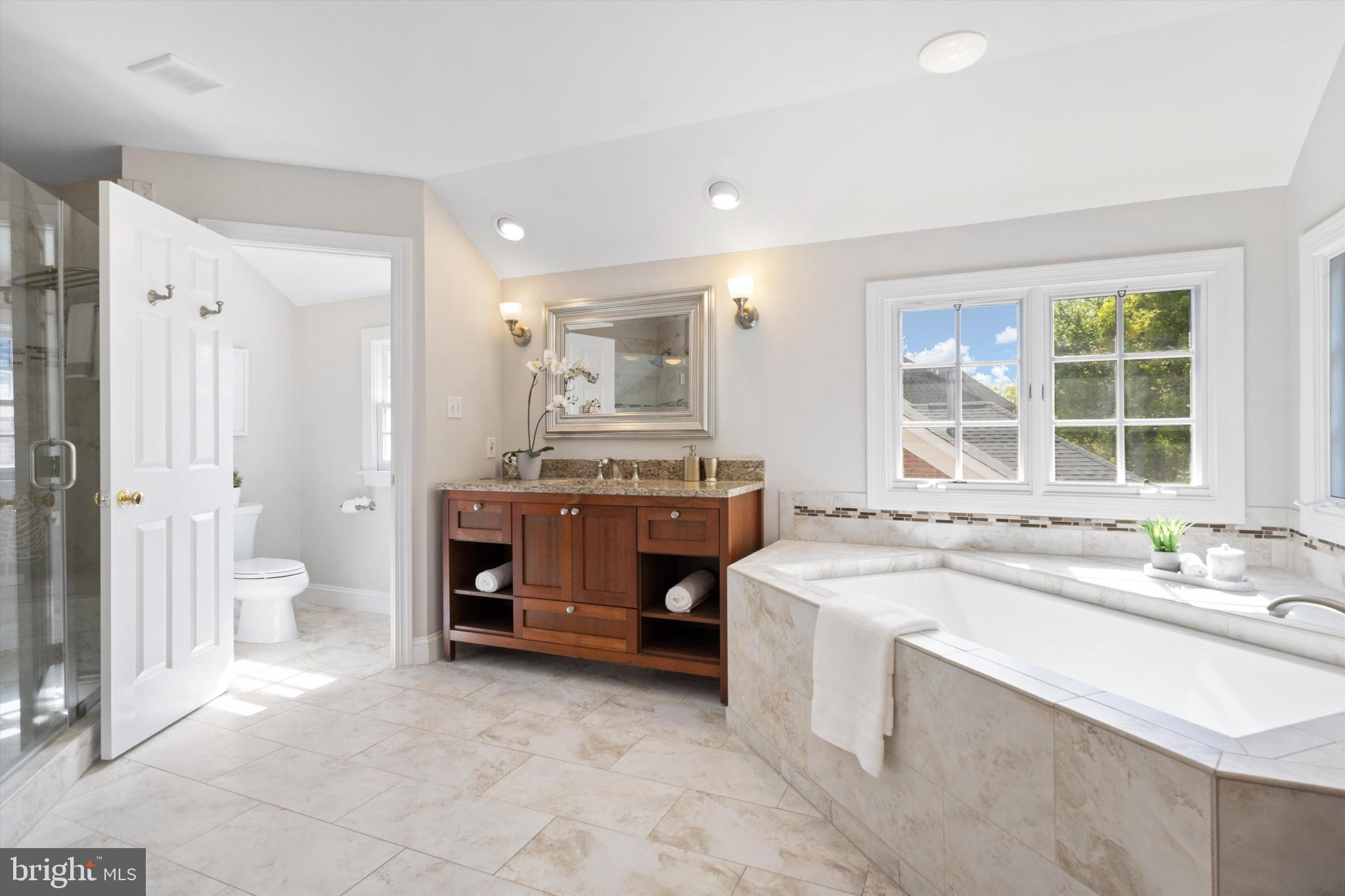 KINGS CLOISTER - Residential