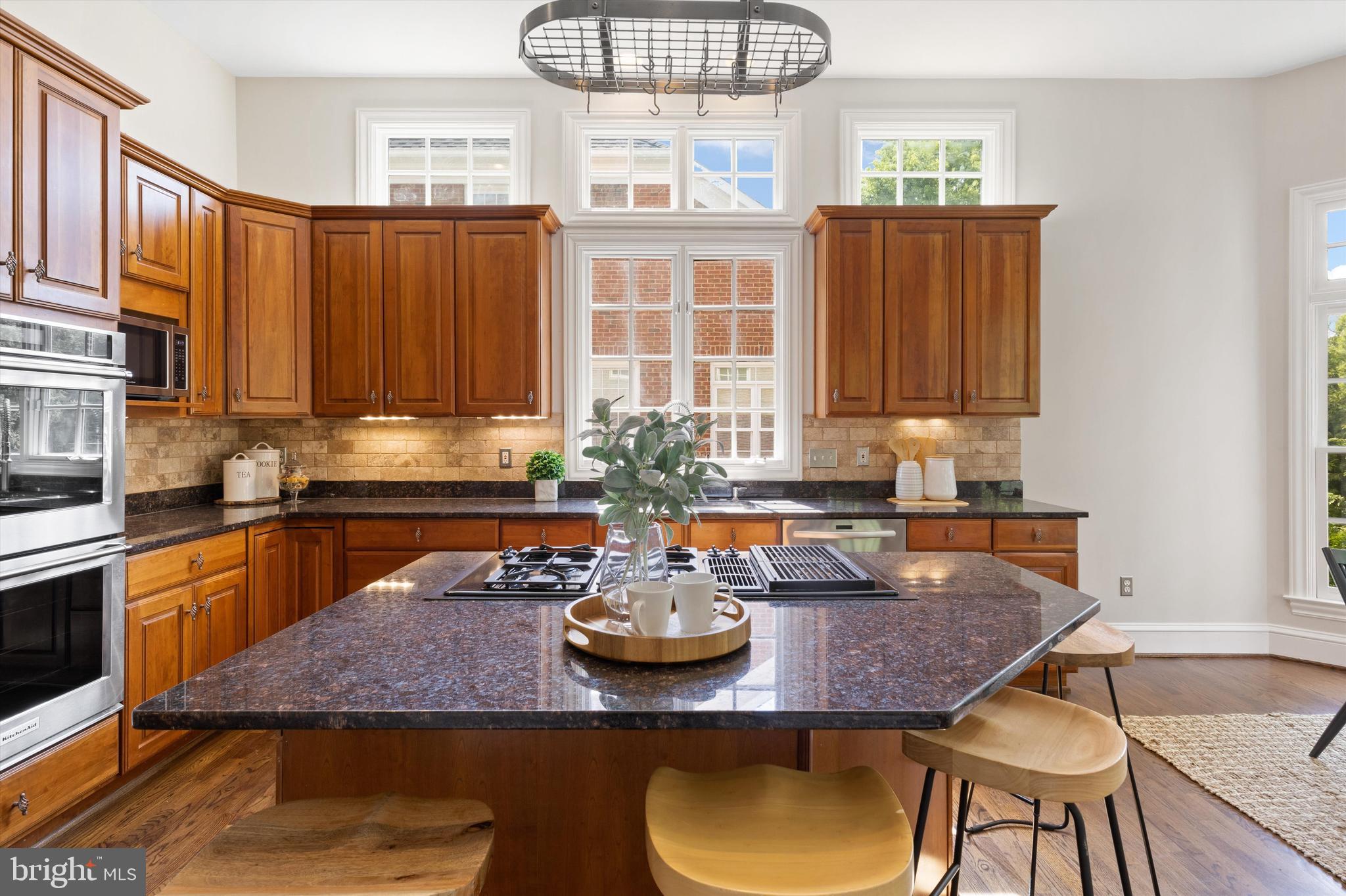 KINGS CLOISTER - Residential