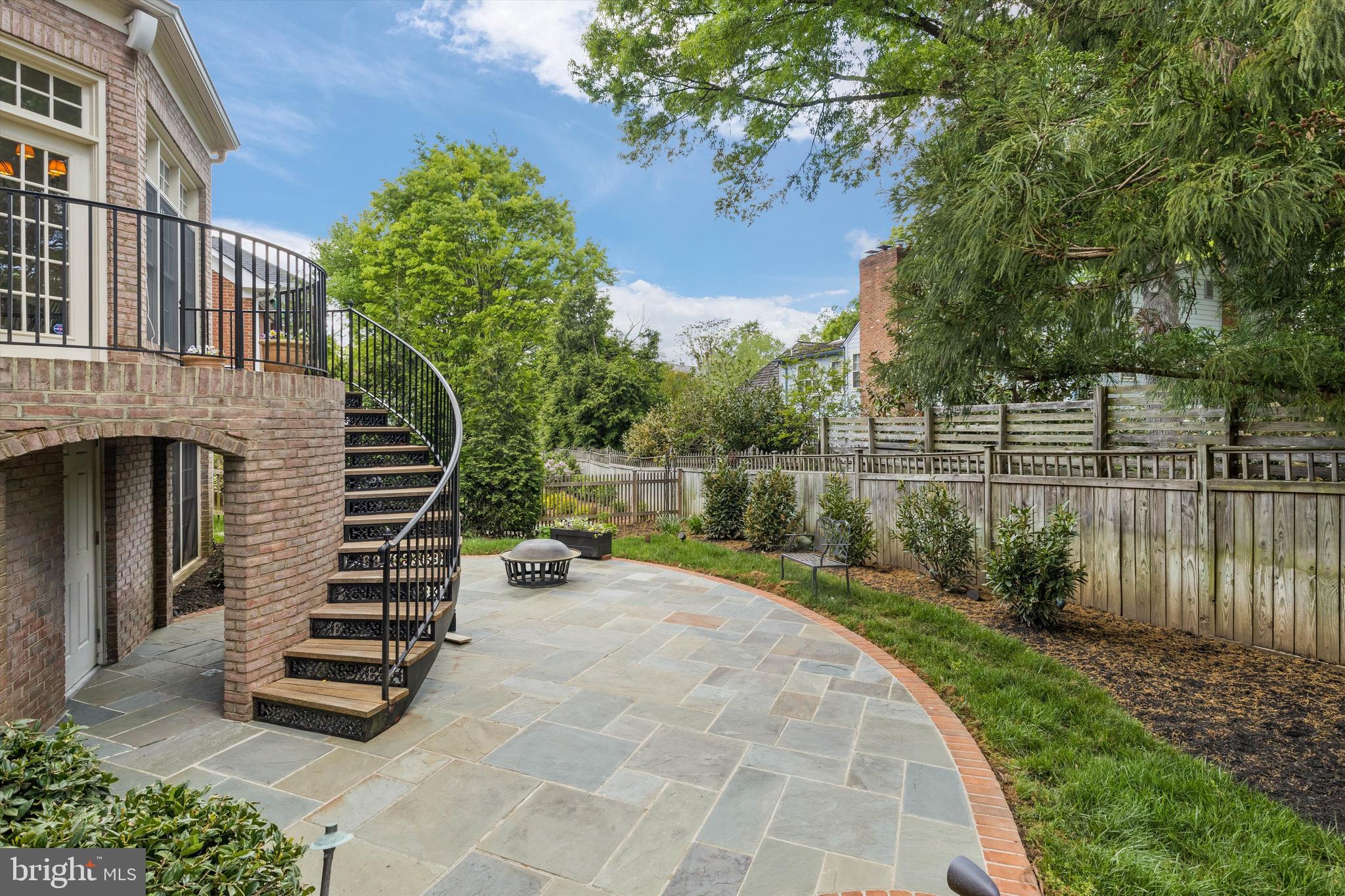 KINGS CLOISTER - Residential