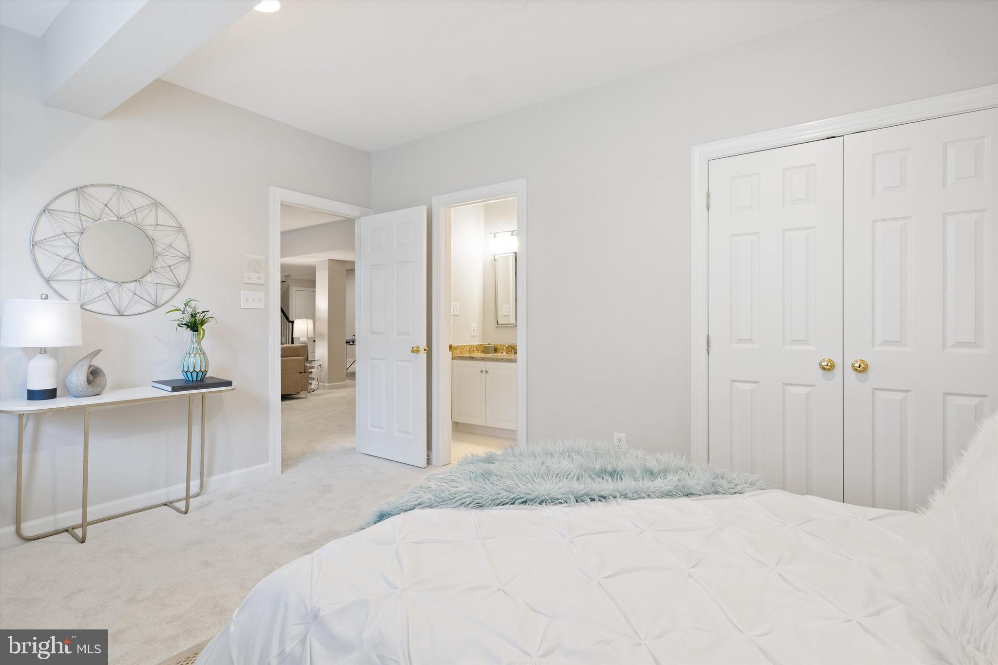 KINGS CLOISTER - Residential