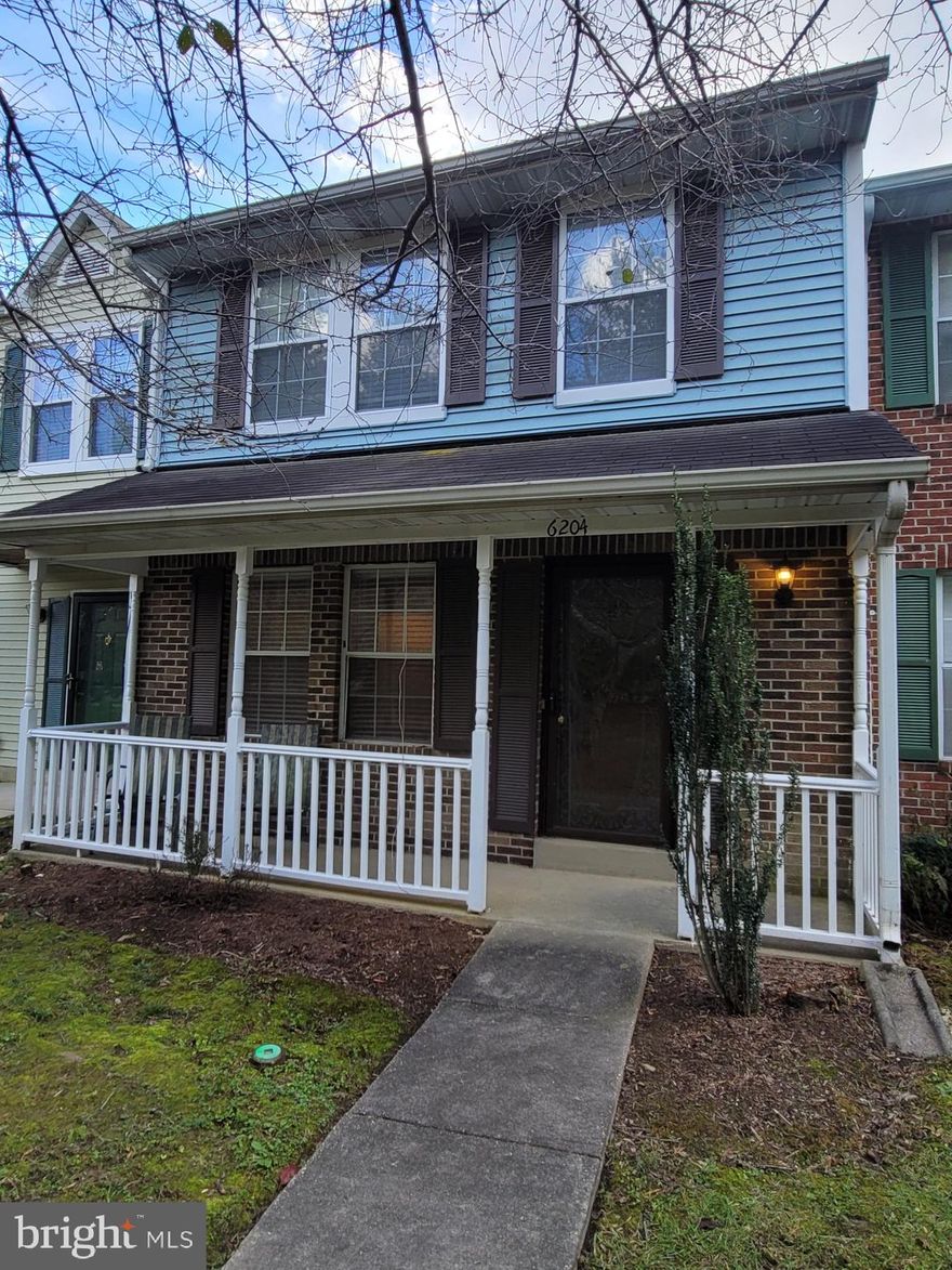 2 Story Townhouse w/Fenced Backyard.  Wood floors in living & dining rooms. Tile in Eat-In Kitchen. Brick patio and sidewalk. Perfect location which is close to restaurants, entertainment and shopping. Community Pool. Pets/pet deposit case by case. Owner requires a credit score of at least 680 and no late payments can be reflected on the credit report.  Also, the monthly rent cannot be greater than 1/3 of monthly income. No cosigners will be considered. This is a non-smoking home.